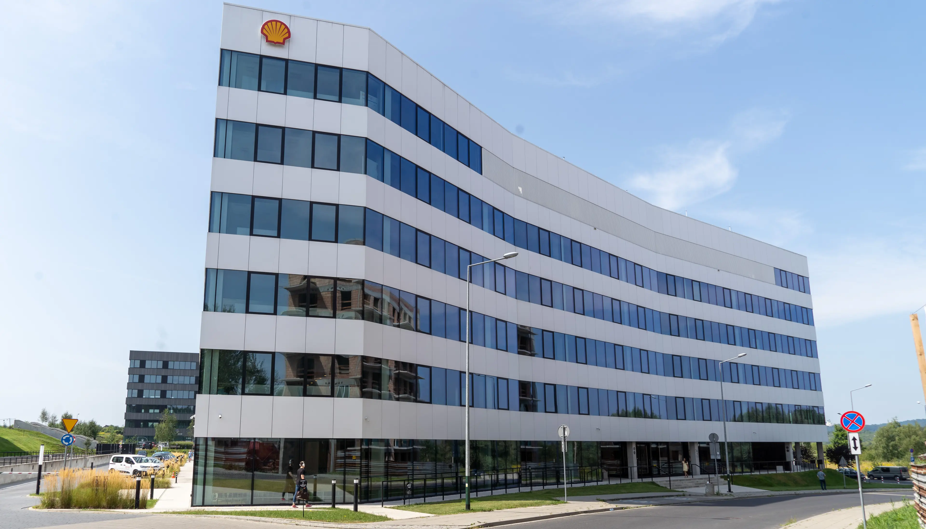 DOT Office F, Czerwone Maki 87, Krakow, Południe
