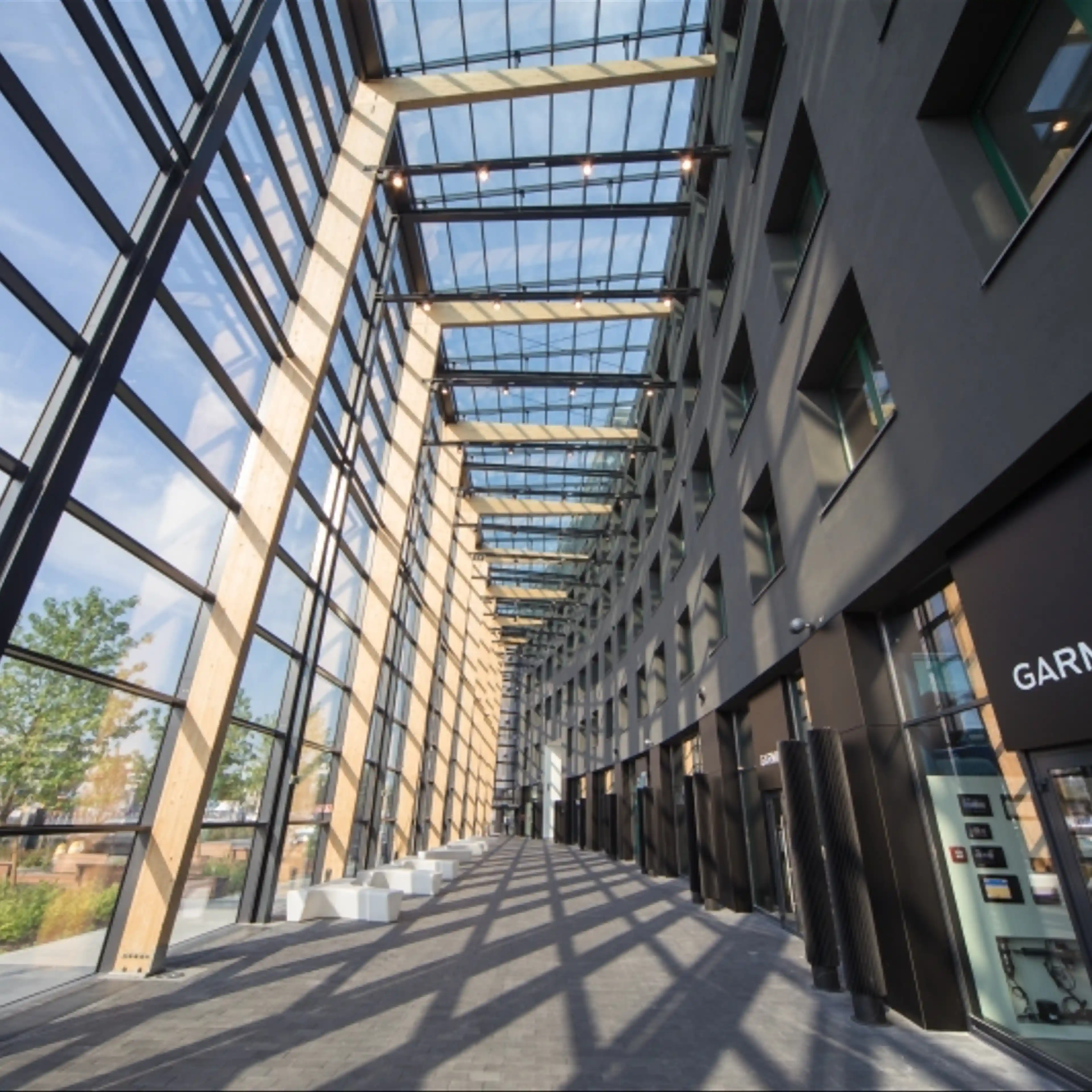 Adgar Park West - Biura Serwisowane, Al. Jerozolimskie 181B, Warsaw, Ochota i Włochy