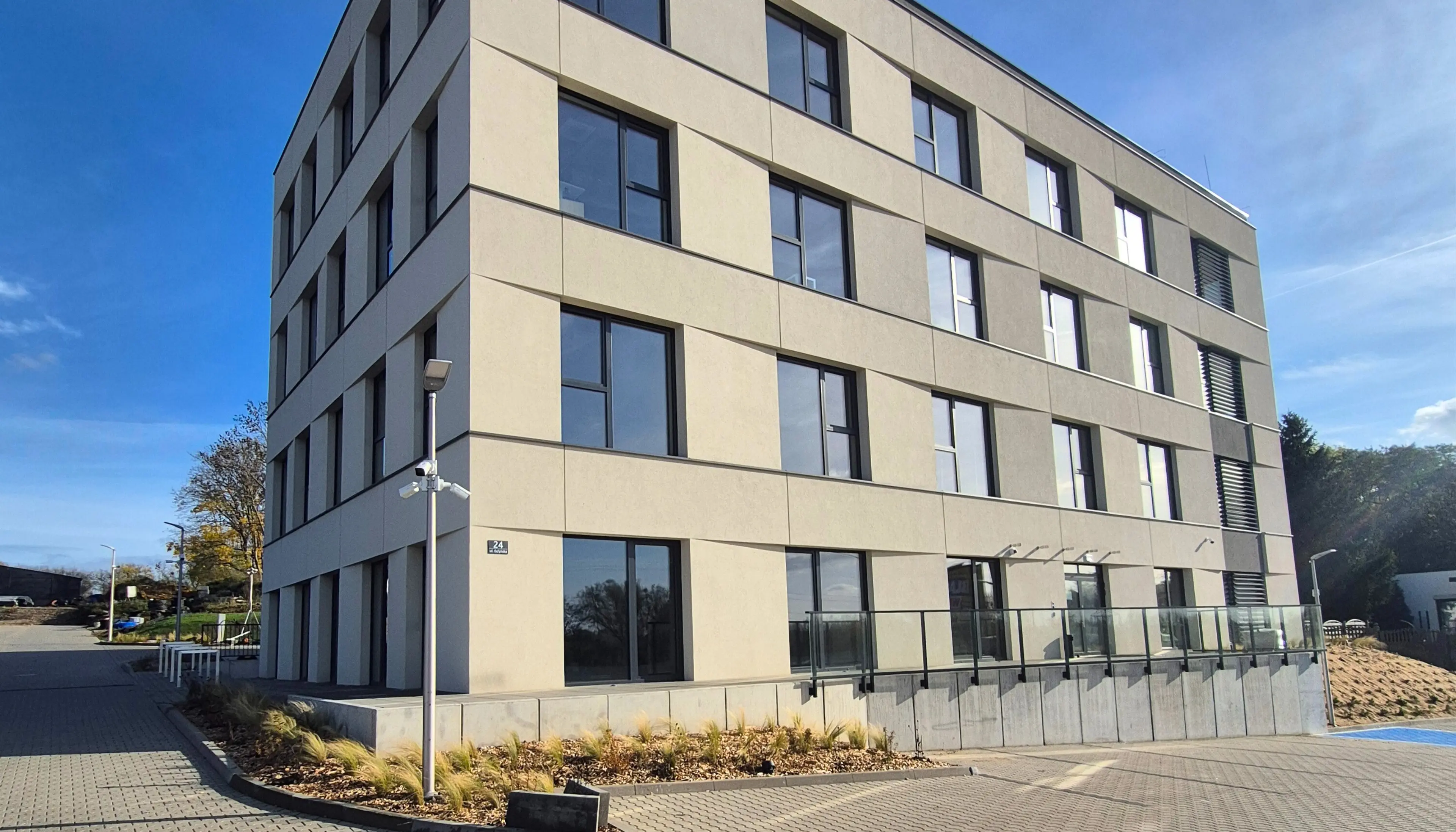 Warta Office, Gdyńska 24, Poznań, Główna