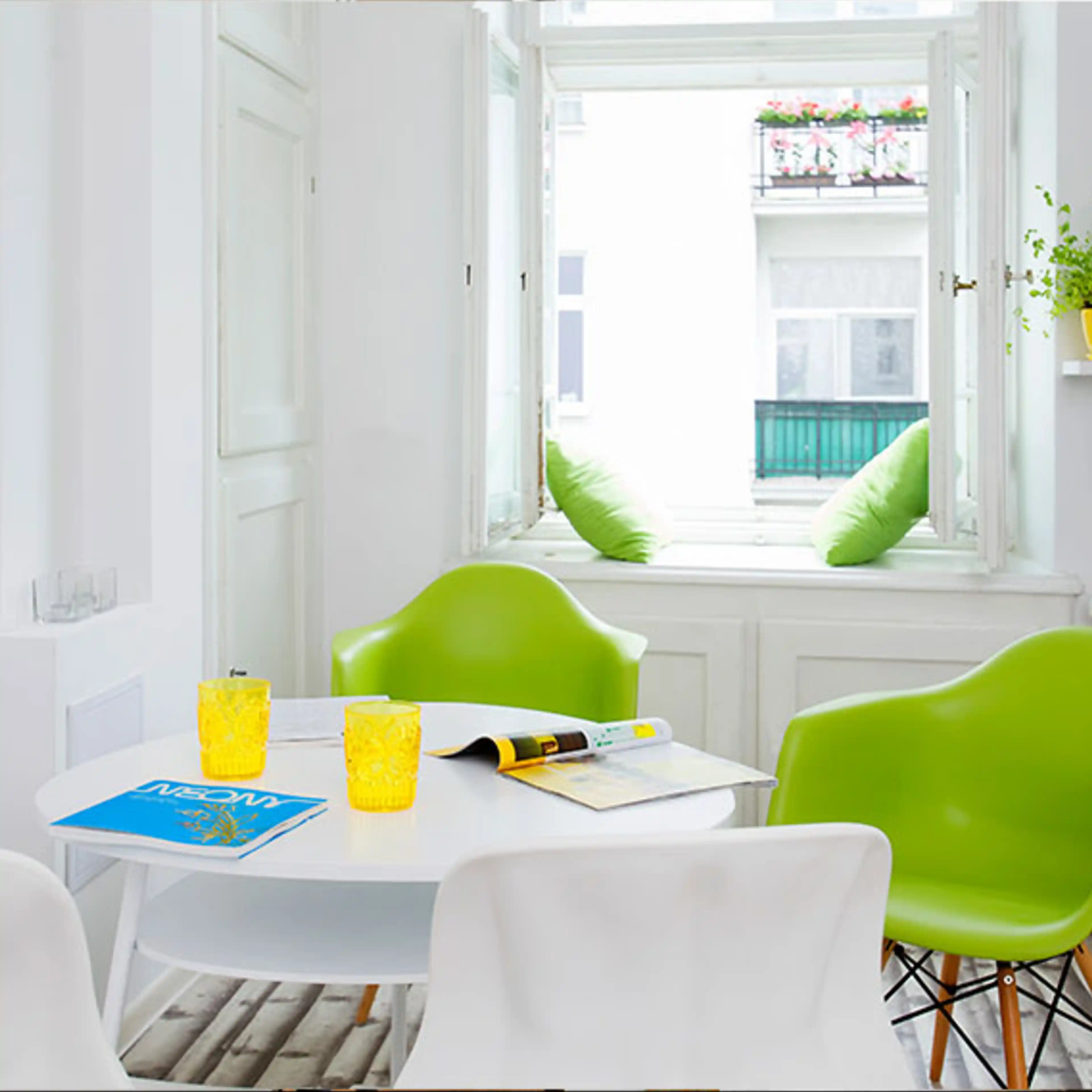 Aleja Solidarności 53 lok. 26 - Biura serwisowane, Solidarności 53, Warszawa, Praga