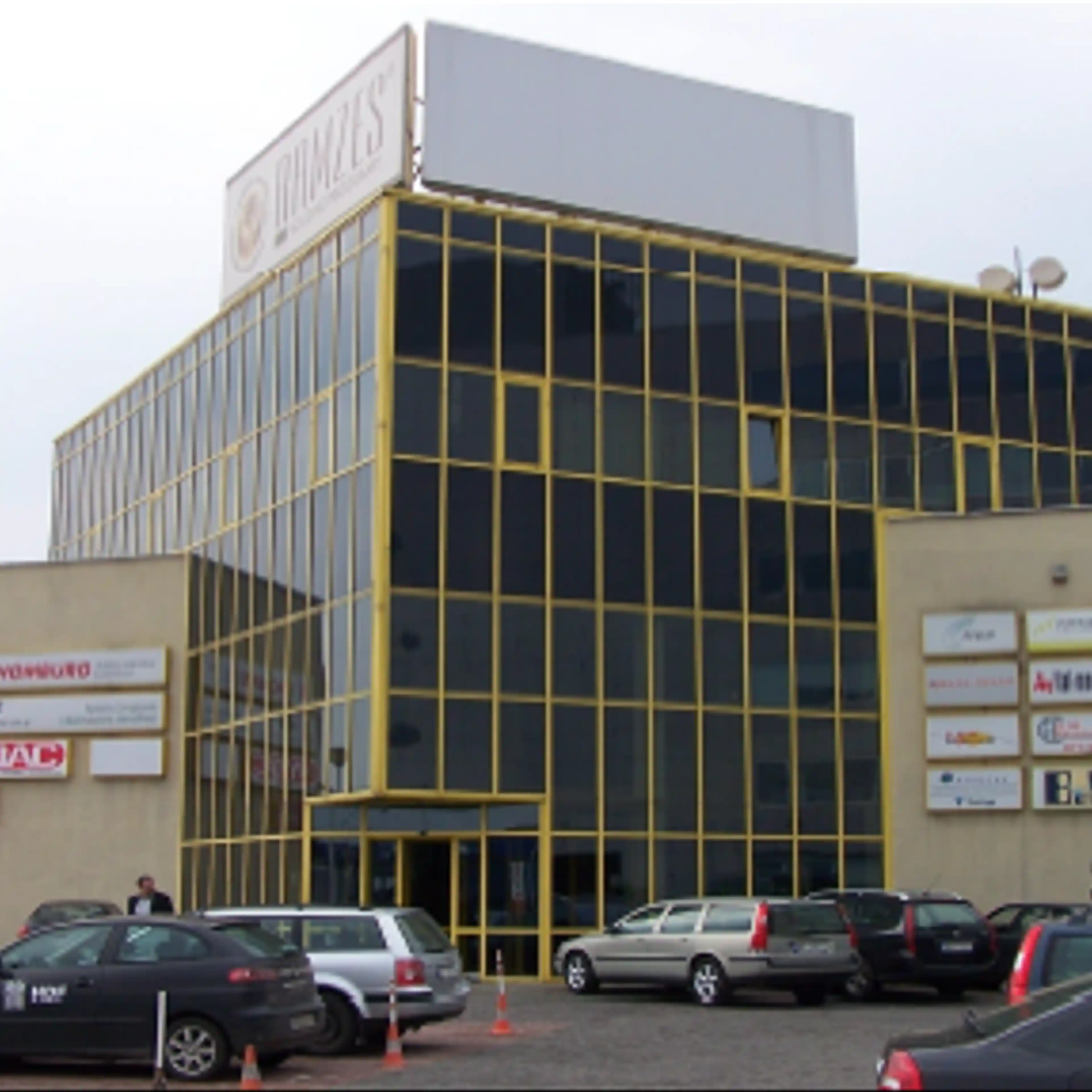 Apis, Al. Jerozolimskie 214, Warszawa, Ochota i Włochy