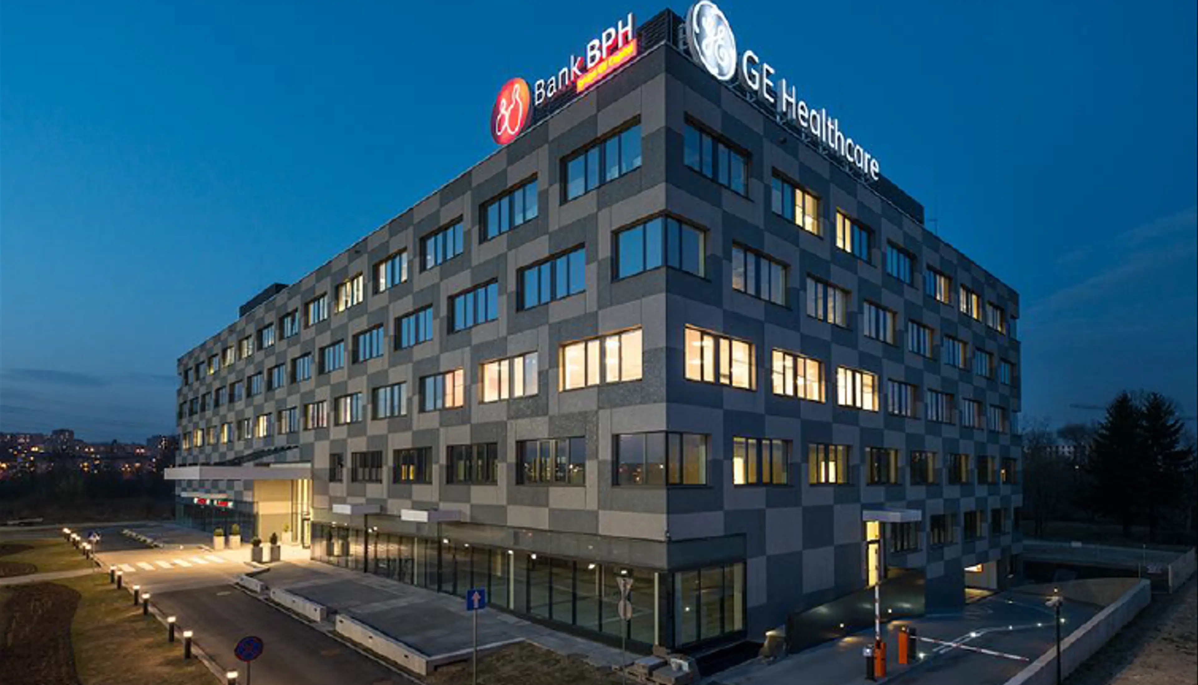 Avia, Życzkowskiego 20, Krakow, Północny Wschód