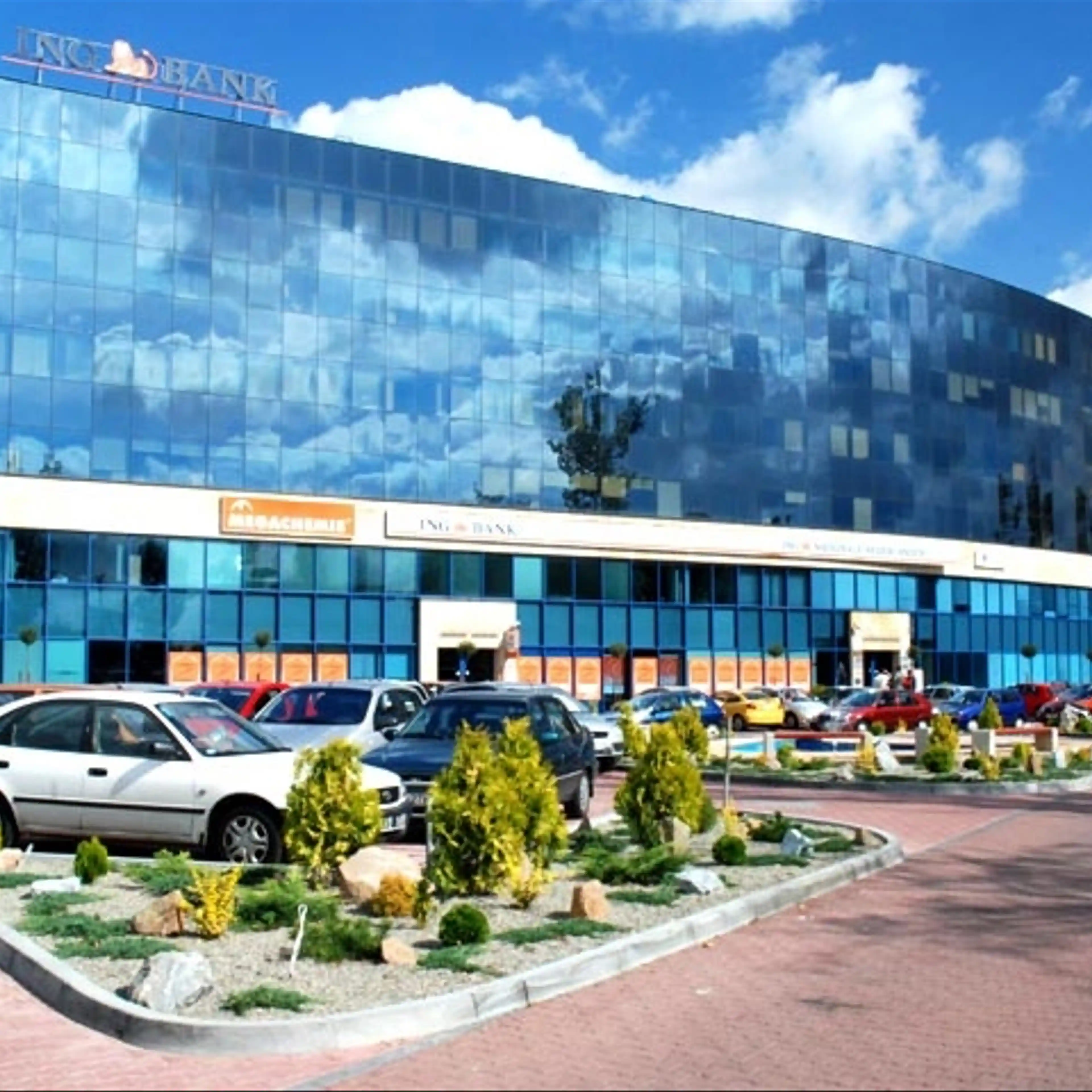 Centrum Biurowe Azbud, Aleja Pokoju 78, Kraków, Północny Wschód