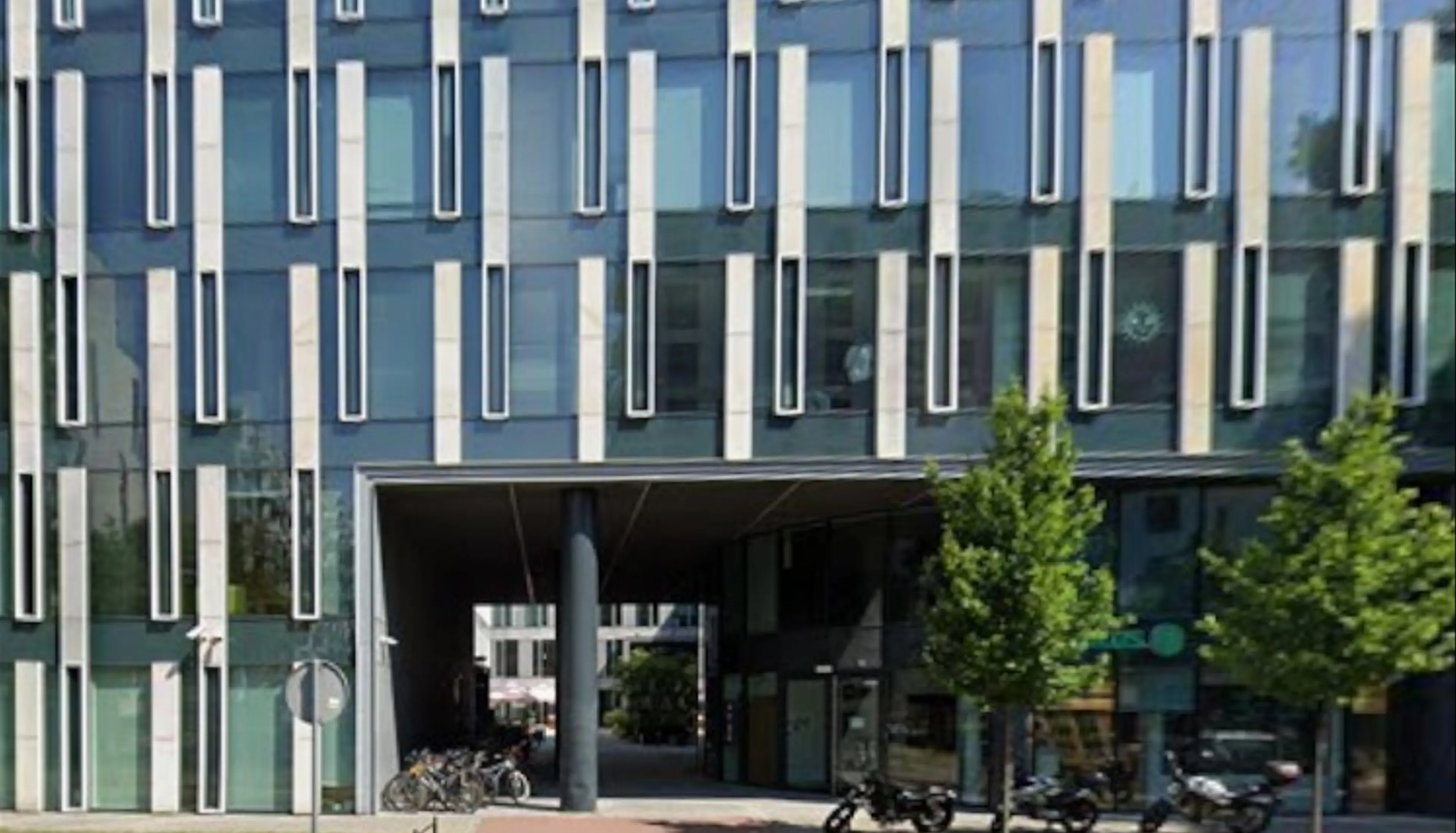 Multimedialny Dom Plusa, Konstruktorska 4, Warsaw, Mokotów