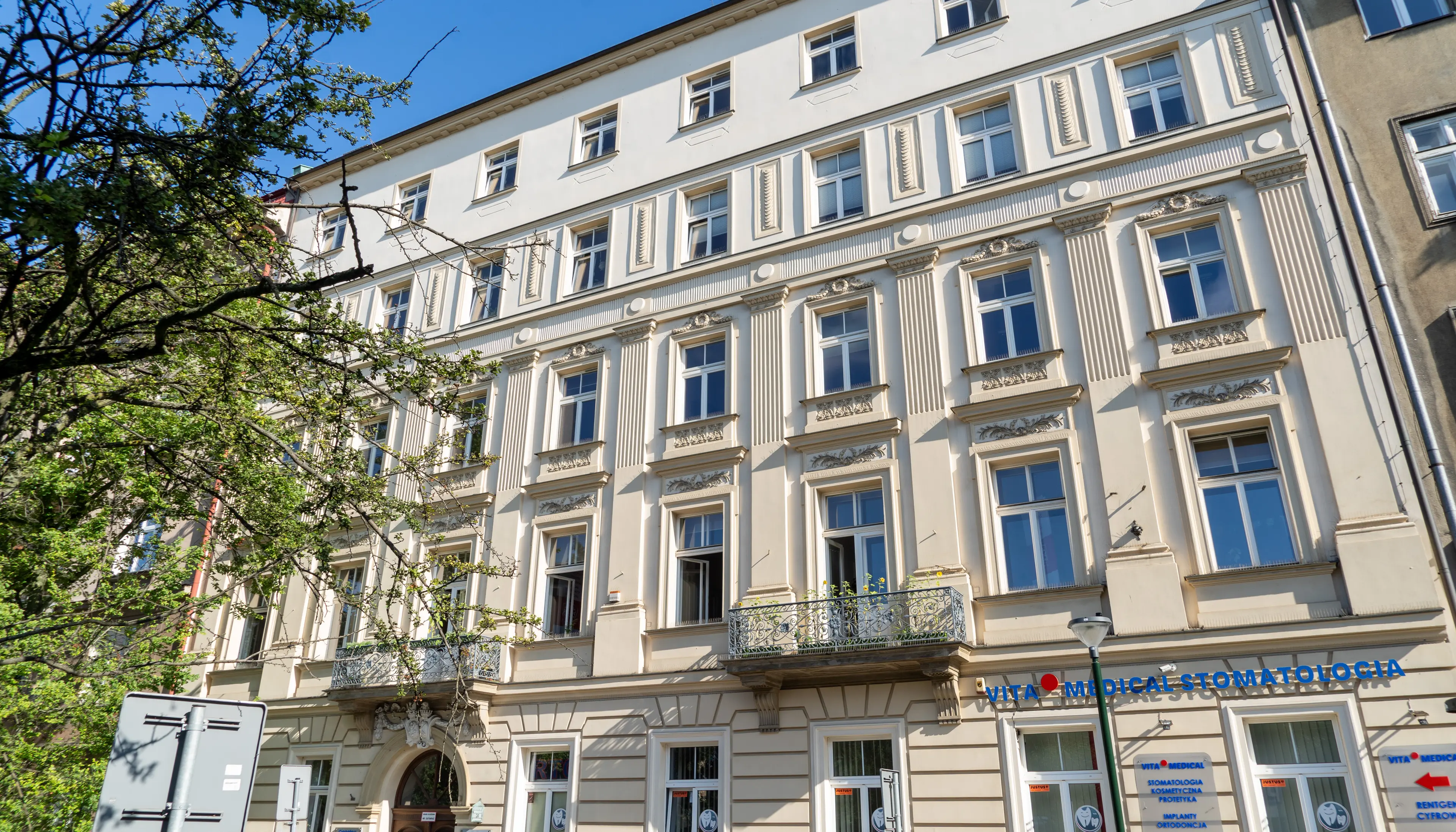DOMY NA PIASKU / Herbewo Basztowa 3, Basztowa 3, Kraków, Śródmieście