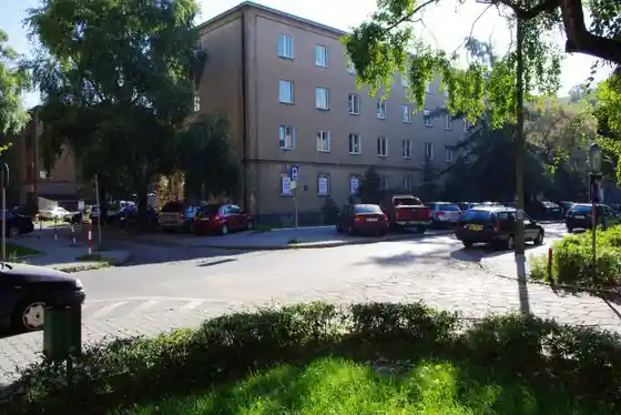 Biała 4, Biała 4, Warszawa, Wola