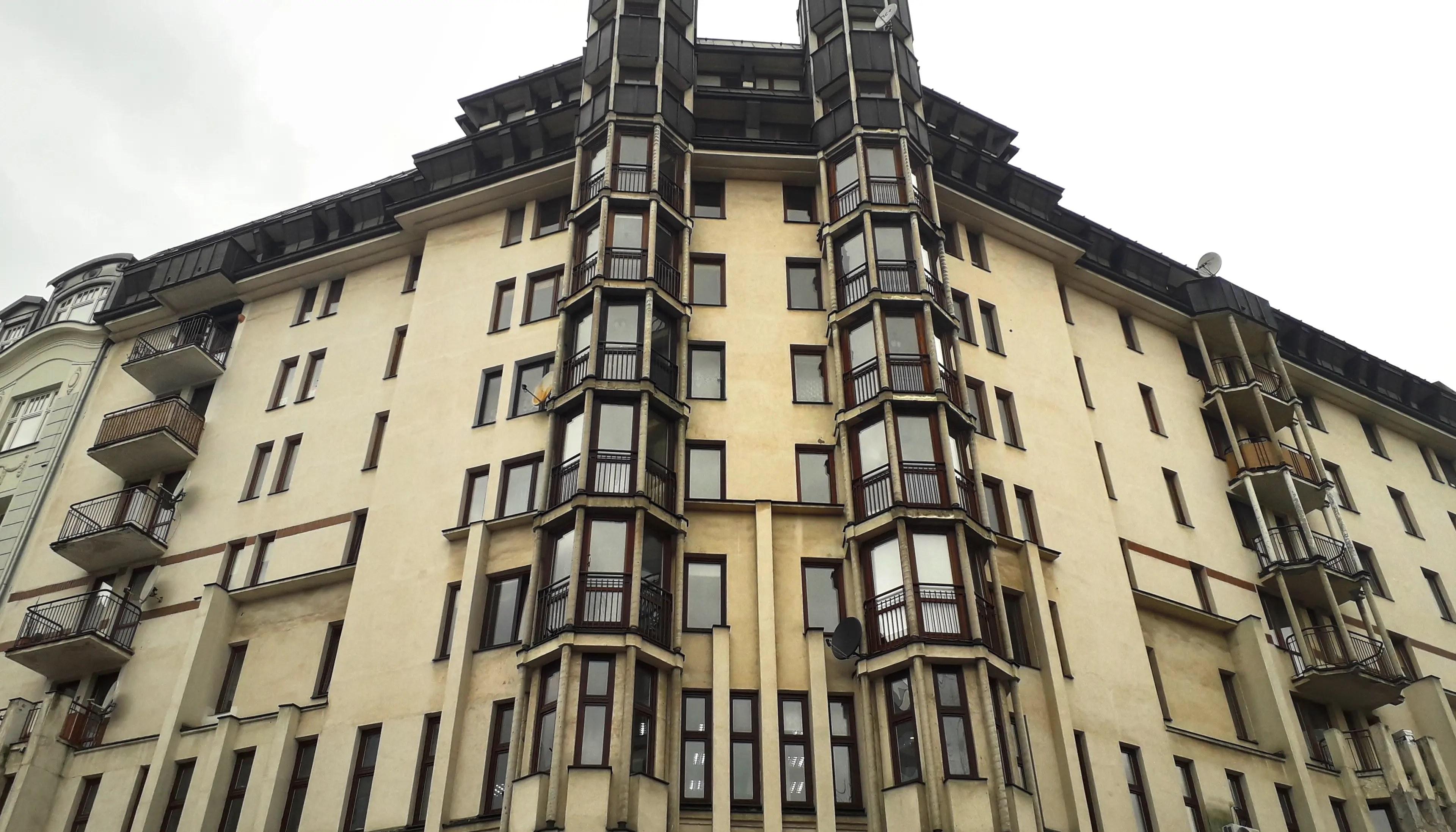 Twarda 44 - Biura serwisowane, Twarda 44, Warszawa, Centrum