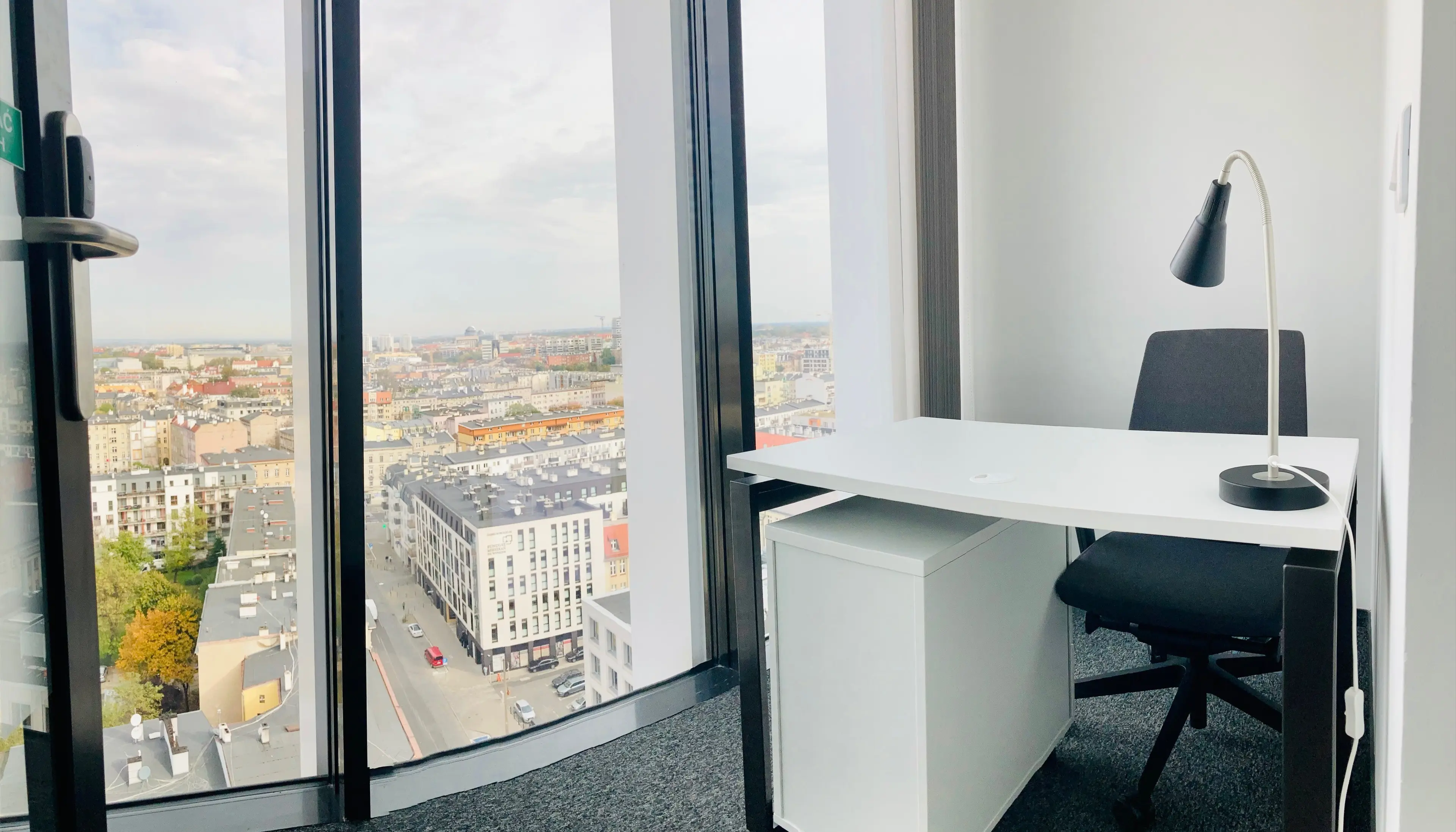 Silver Office Center - Biura serwisowane, Konstytucji 3 Maja 3, Wrocław, Krzyki