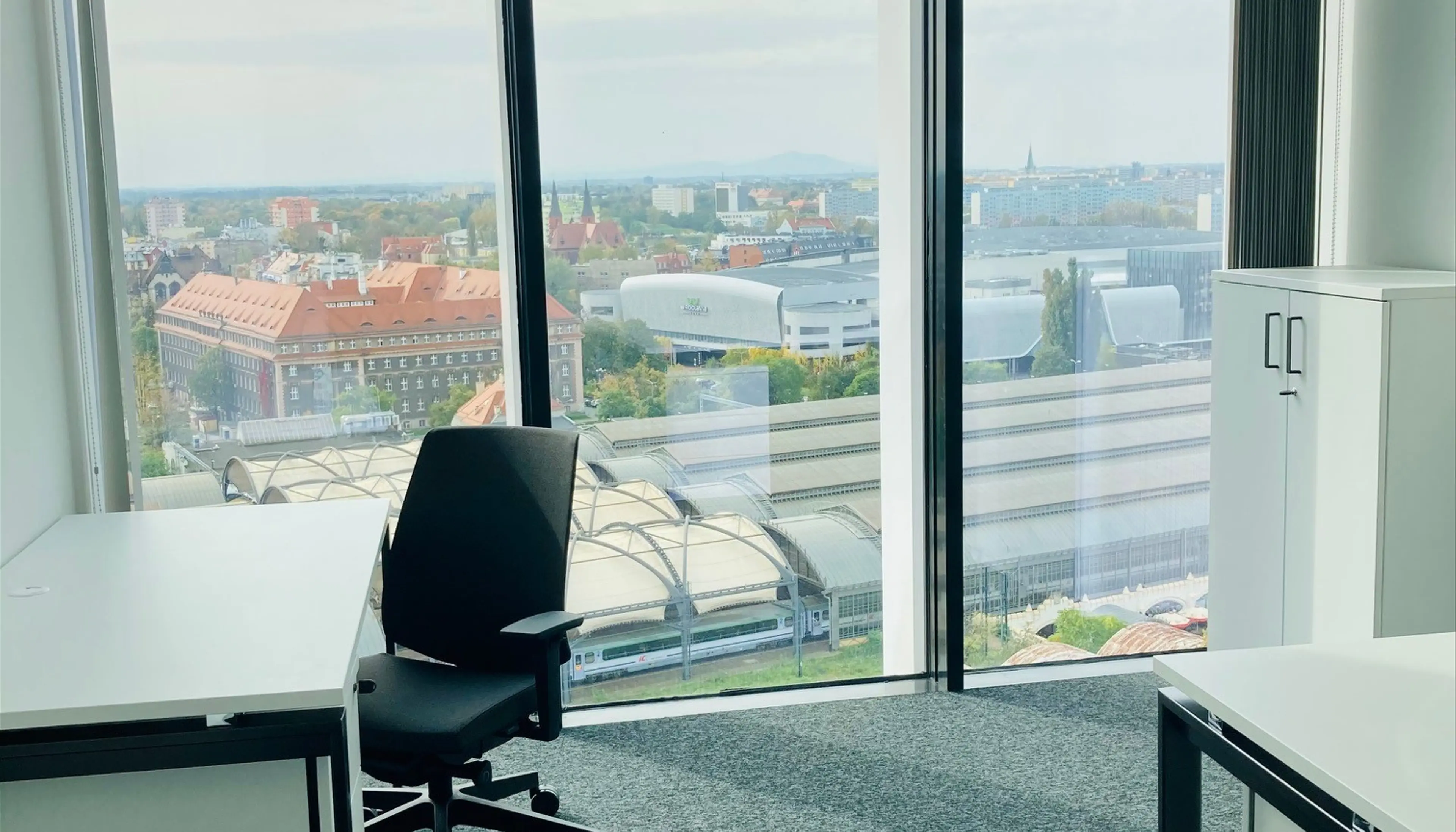 Silver Office Center - Biura serwisowane, Konstytucji 3 Maja 3, Wrocław, Krzyki