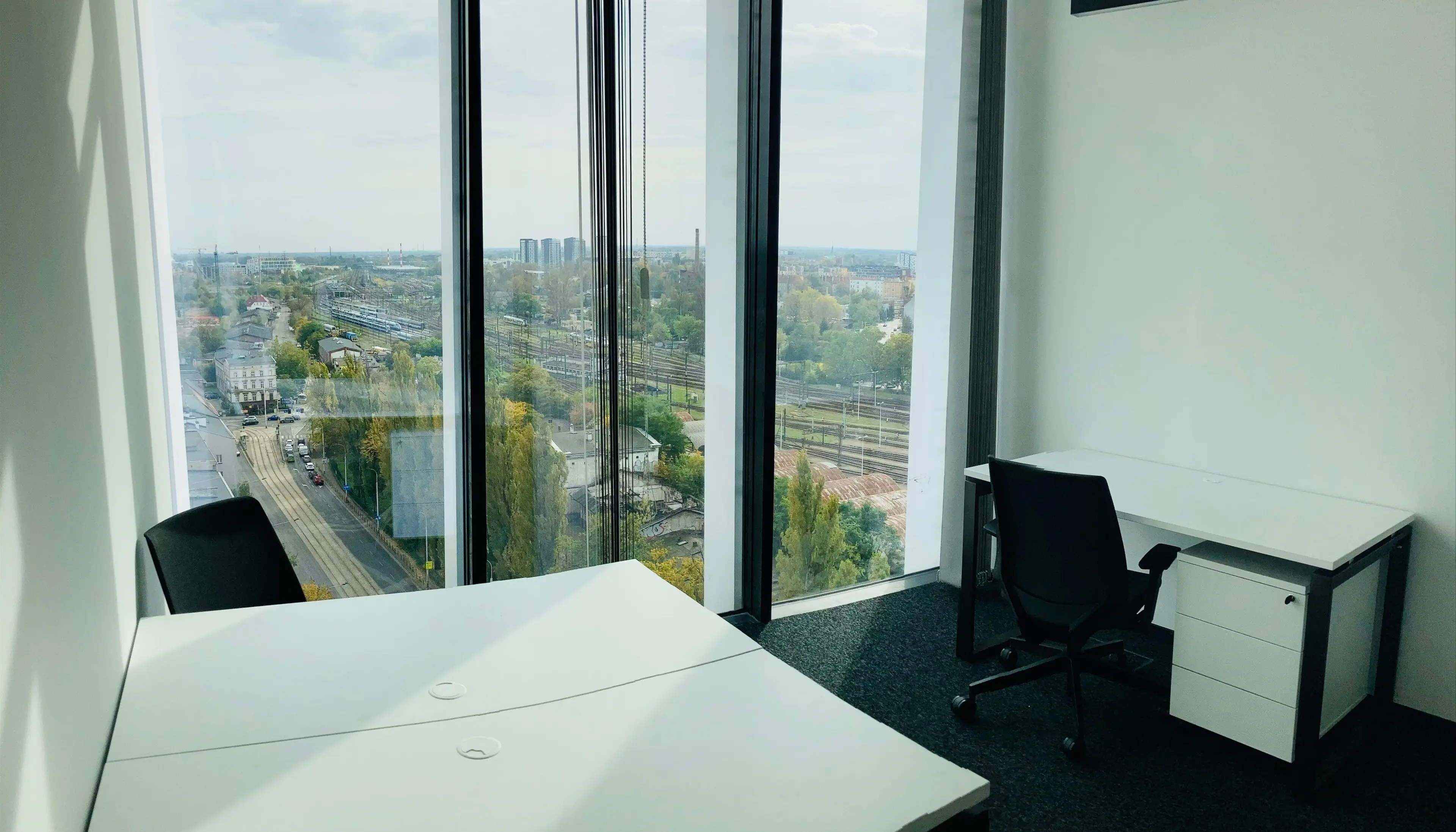 Silver Office Center - Biura serwisowane, Konstytucji 3 Maja 3, Wrocław, Krzyki