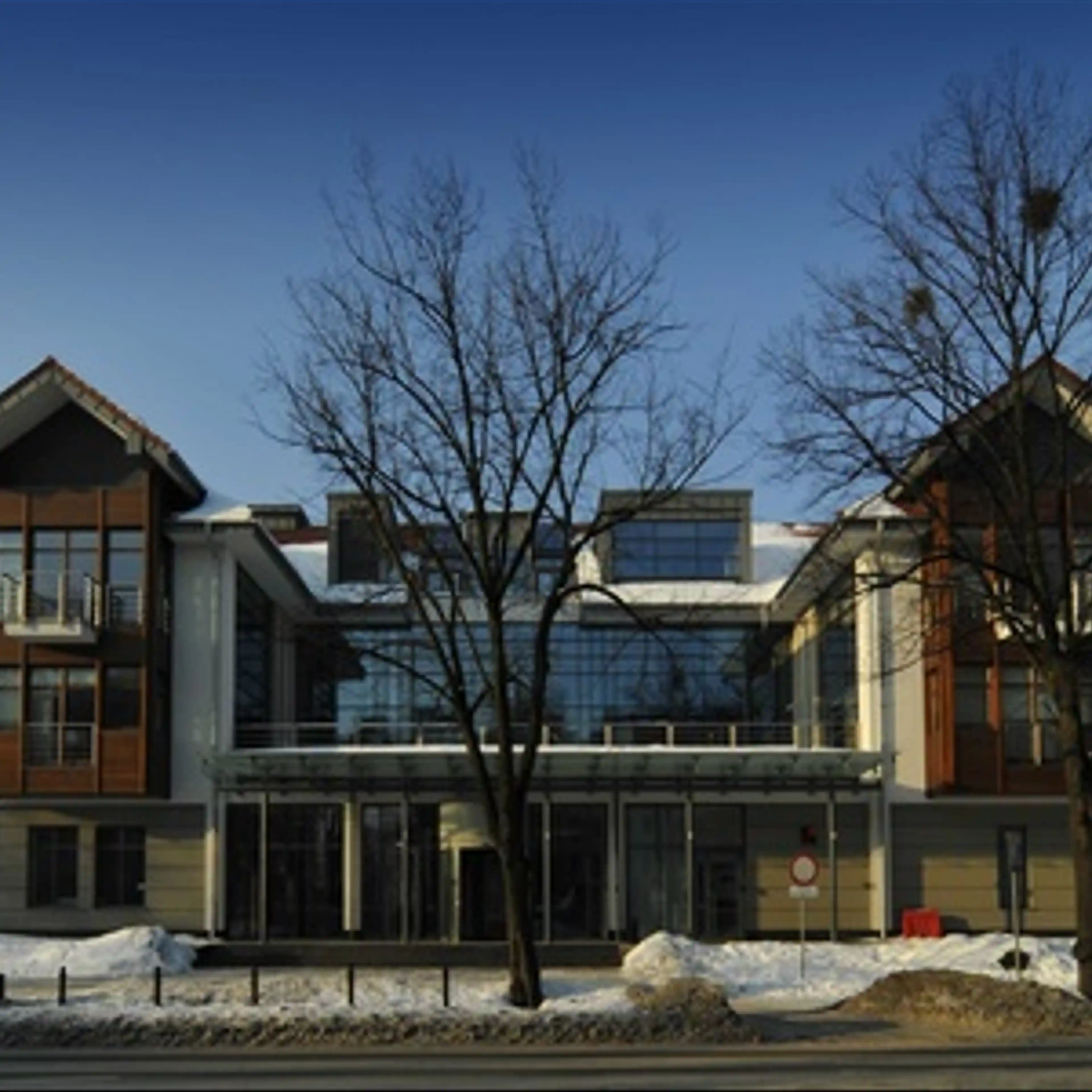 Biurowiec NDI, Powstańców Warszawy 19, Sopot, Sopot Dolny