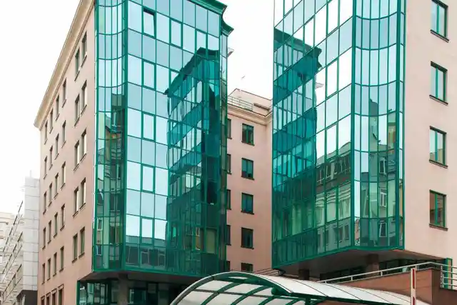 Bliski Centrum, Żurawia 8, Warszawa, Centrum