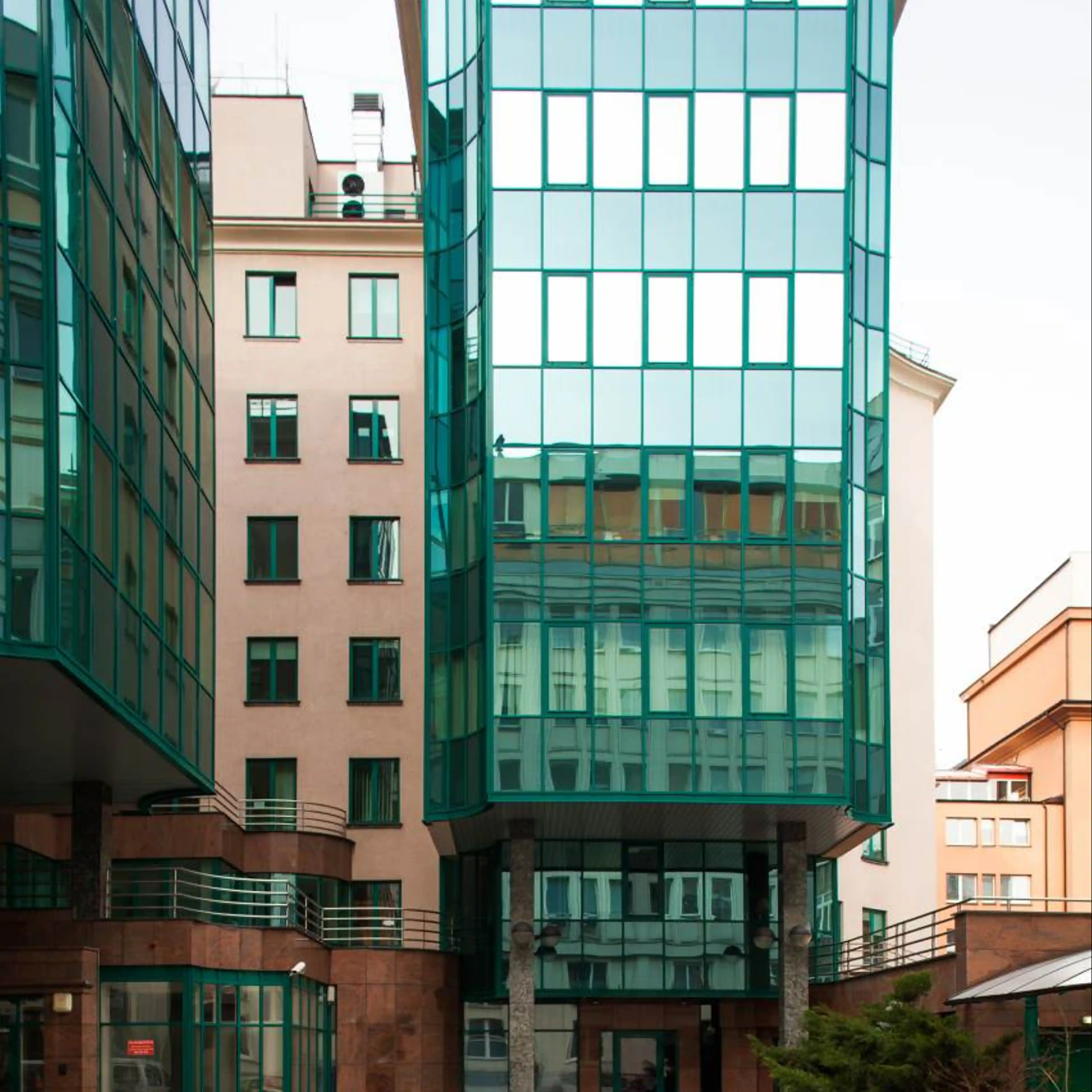 Bliski Centrum, Żurawia 8, Warsaw, Centrum