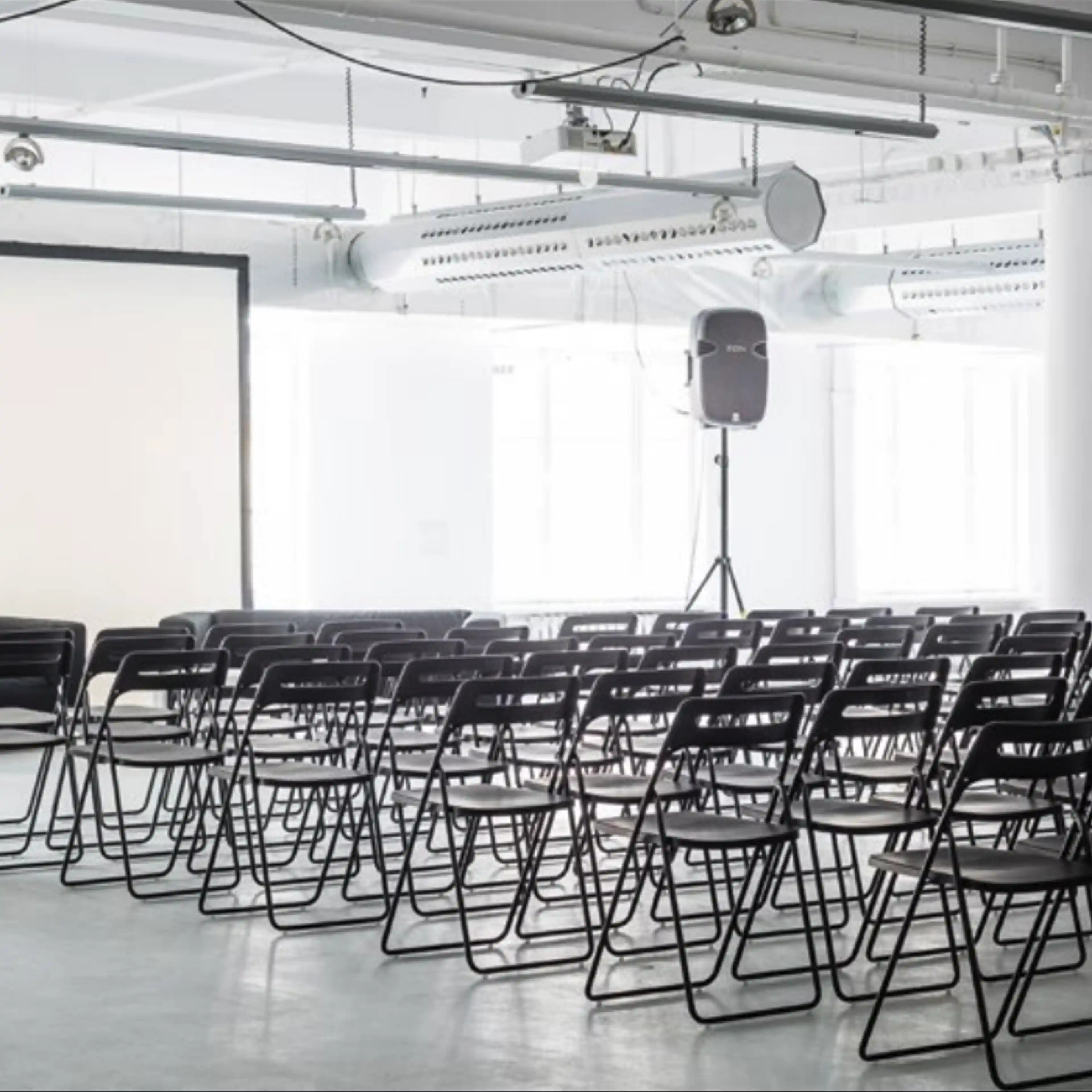 Dom Towarowy Braci Jabłkowskich - Biura serwisowane, Bracka 25, Warszawa, Centrum