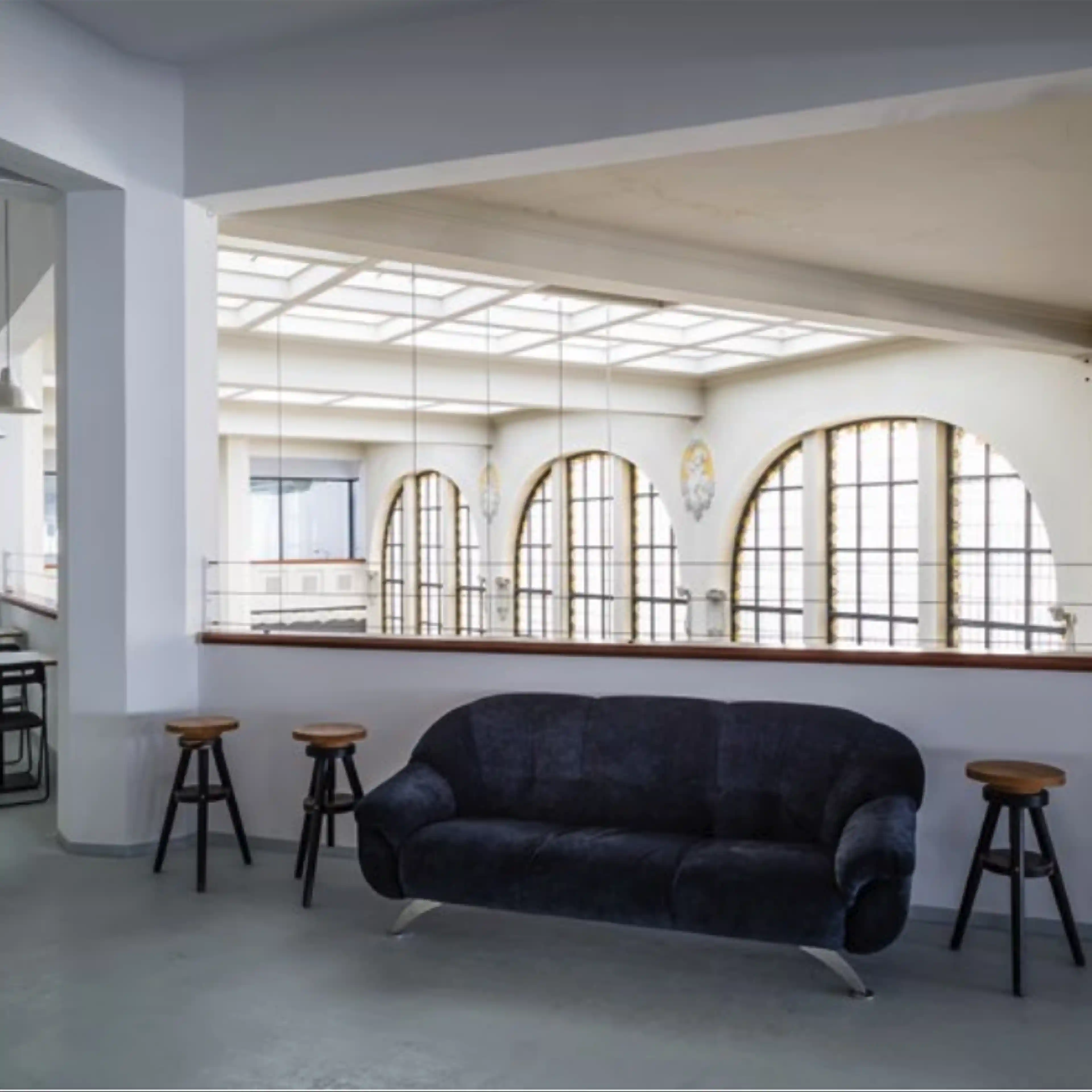 Dom Towarowy Braci Jabłkowskich - Biura serwisowane, Bracka 25, Warszawa, Centrum