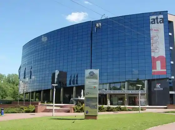 Dawna siedziba mBanku w Katowicach wystawiona na sprzedaż