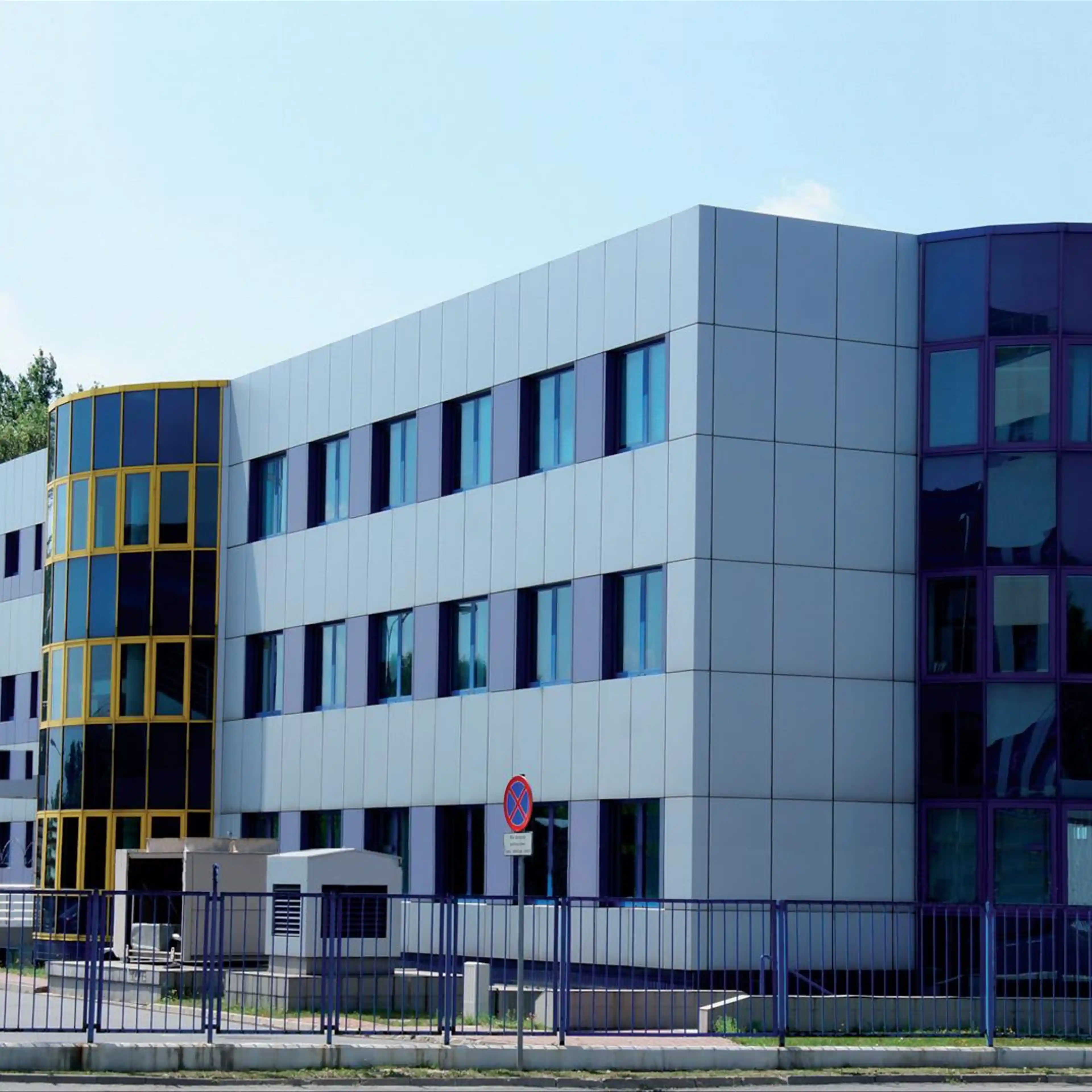 Gordona Bennetta, Jamesa Gordona Bennetta 2-2b, Warsaw, Ochota i Włochy