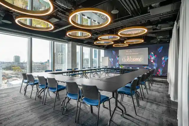 Central Point - Biura serwisowane, Marszałkowska 107, Warszawa, Centrum