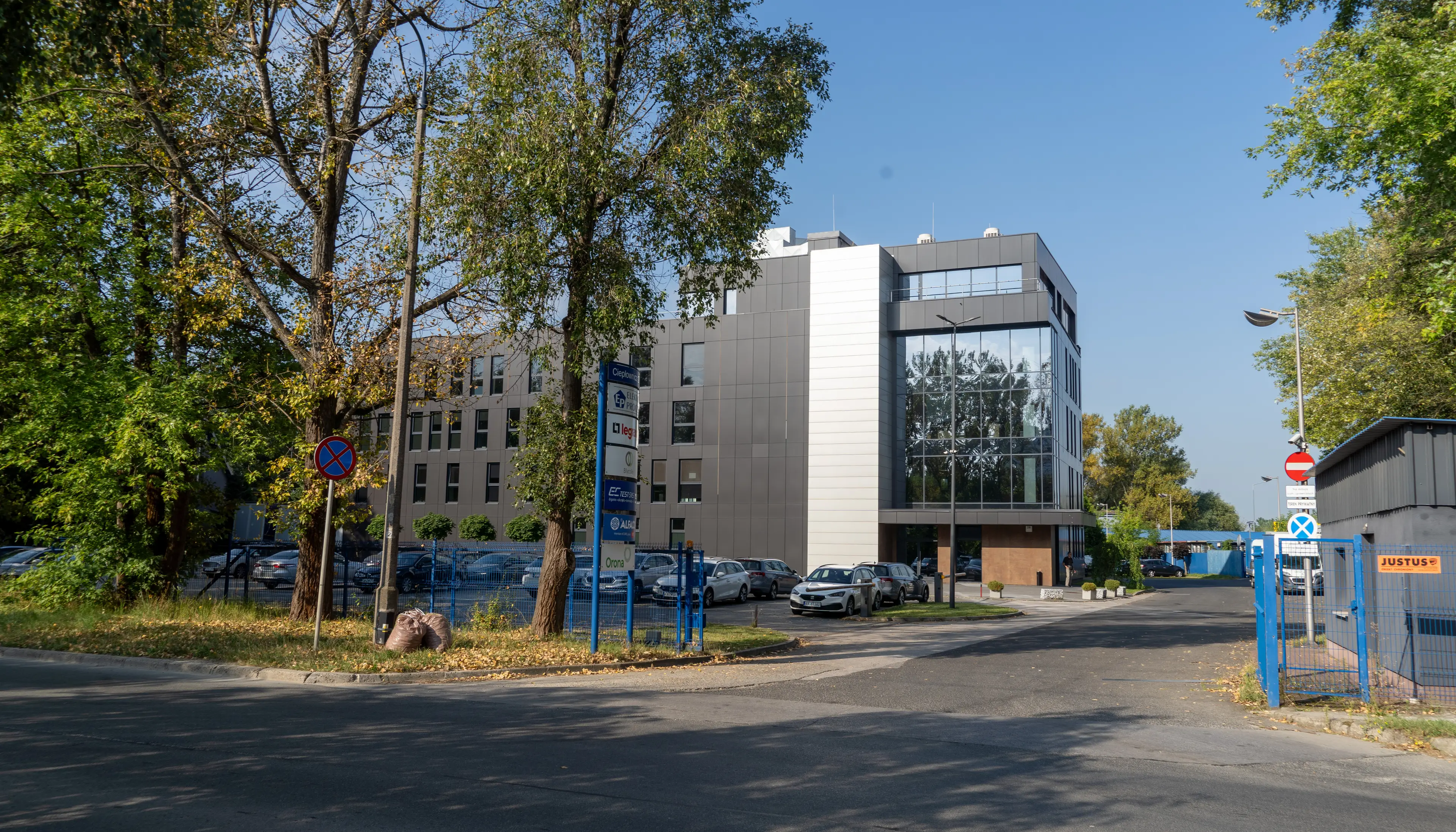 ELEKTRO OFFICE, Ciepłownicza 28, Kraków, Północny Wschód