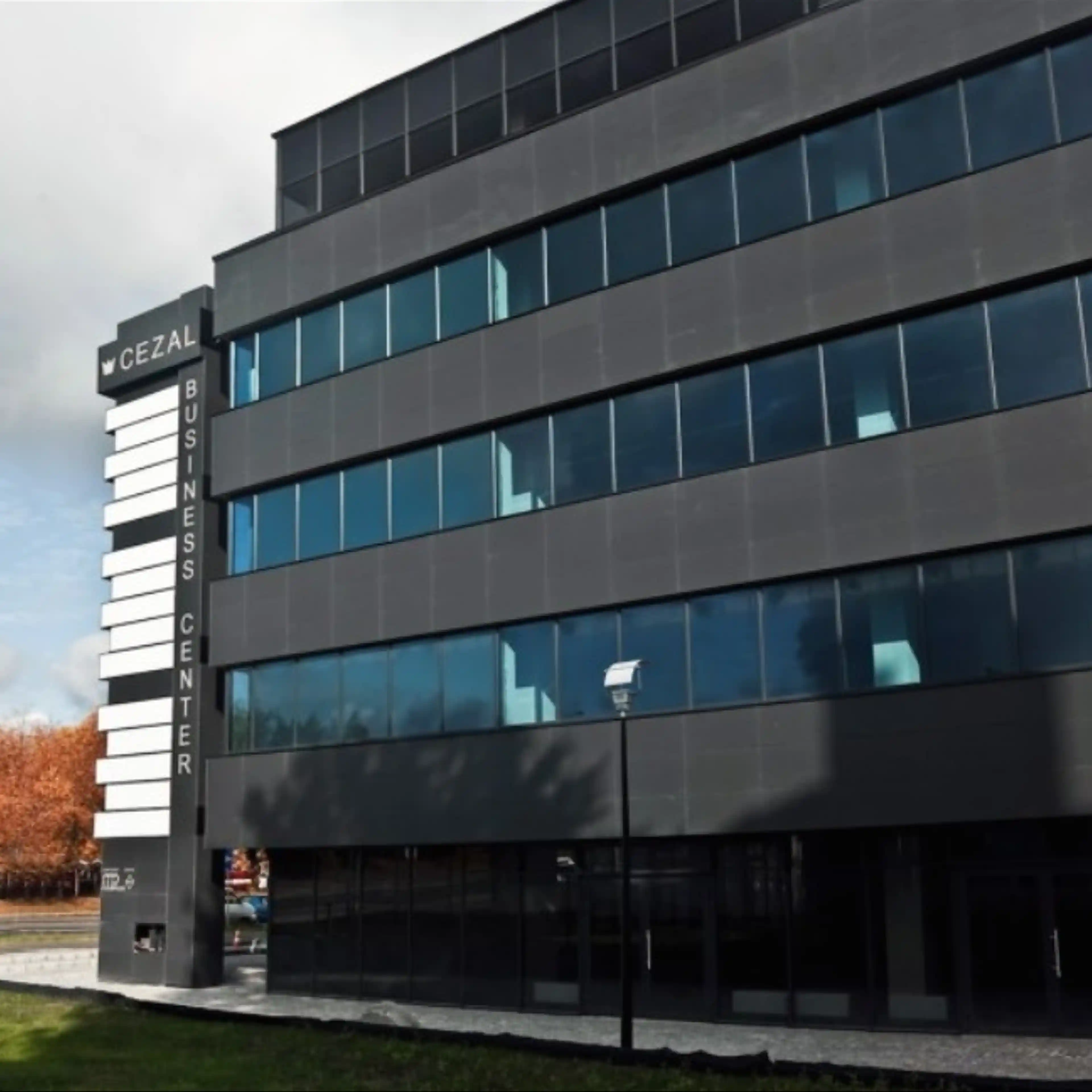 Cezal A i B, Wyszyńskiego 1, Olsztyn, Kormoran