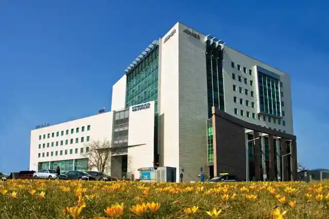 Delta, Towarowa 35, Poznań, Stare Miasto