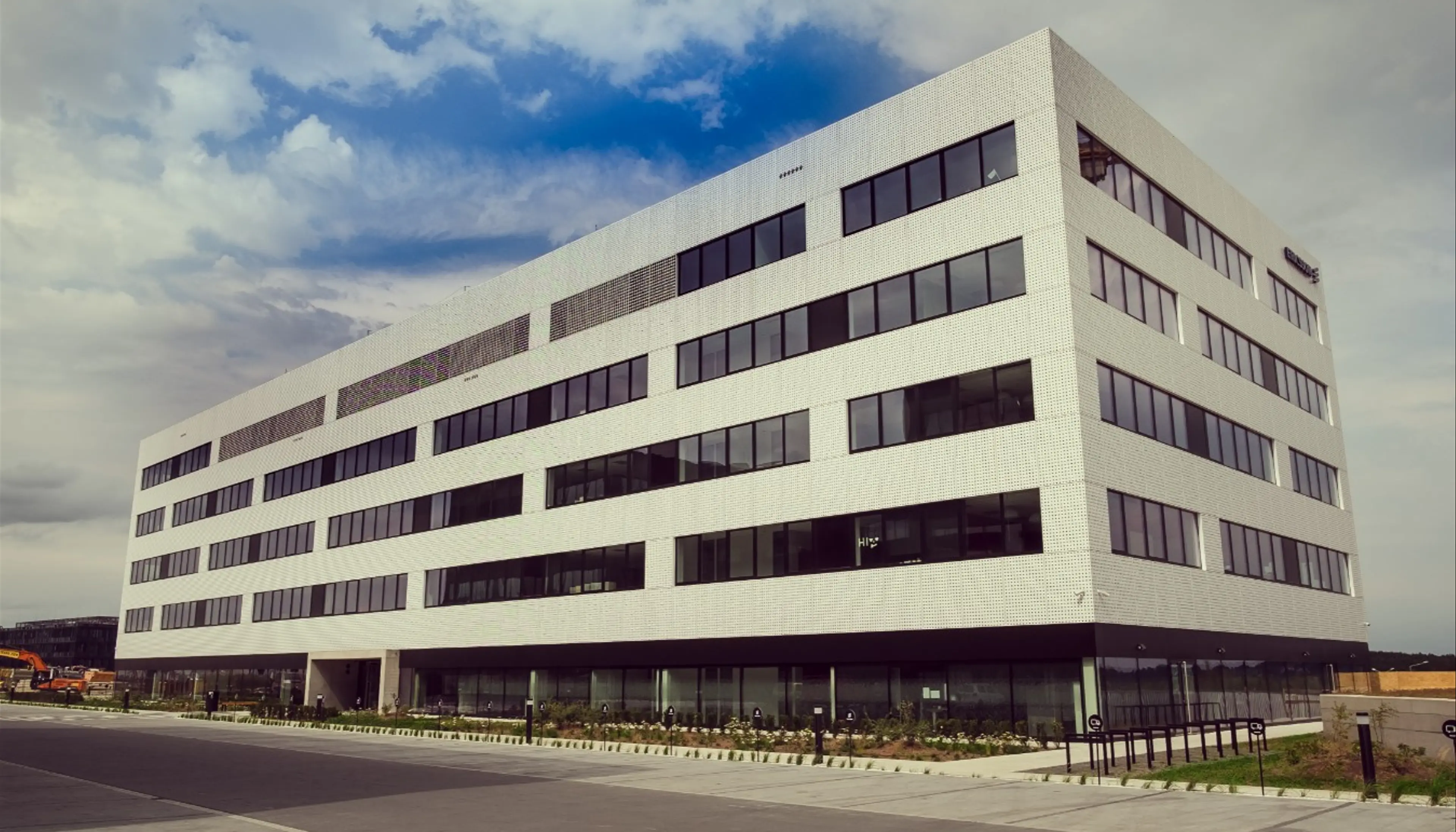 DOT Office E, Czerwone Maki 87A, Krakow, Południe