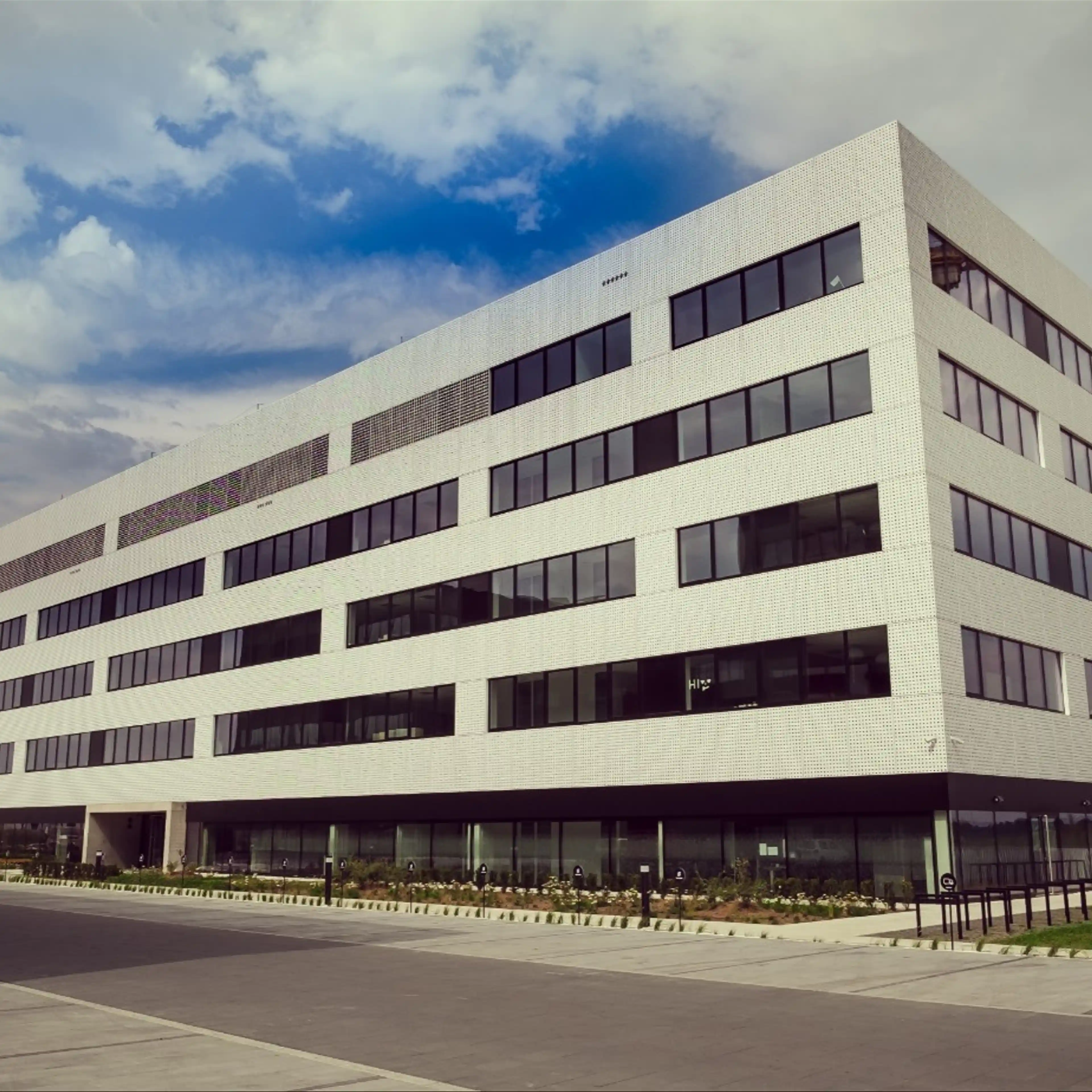 DOT Office E, Czerwone Maki 87A, Krakow, Południe