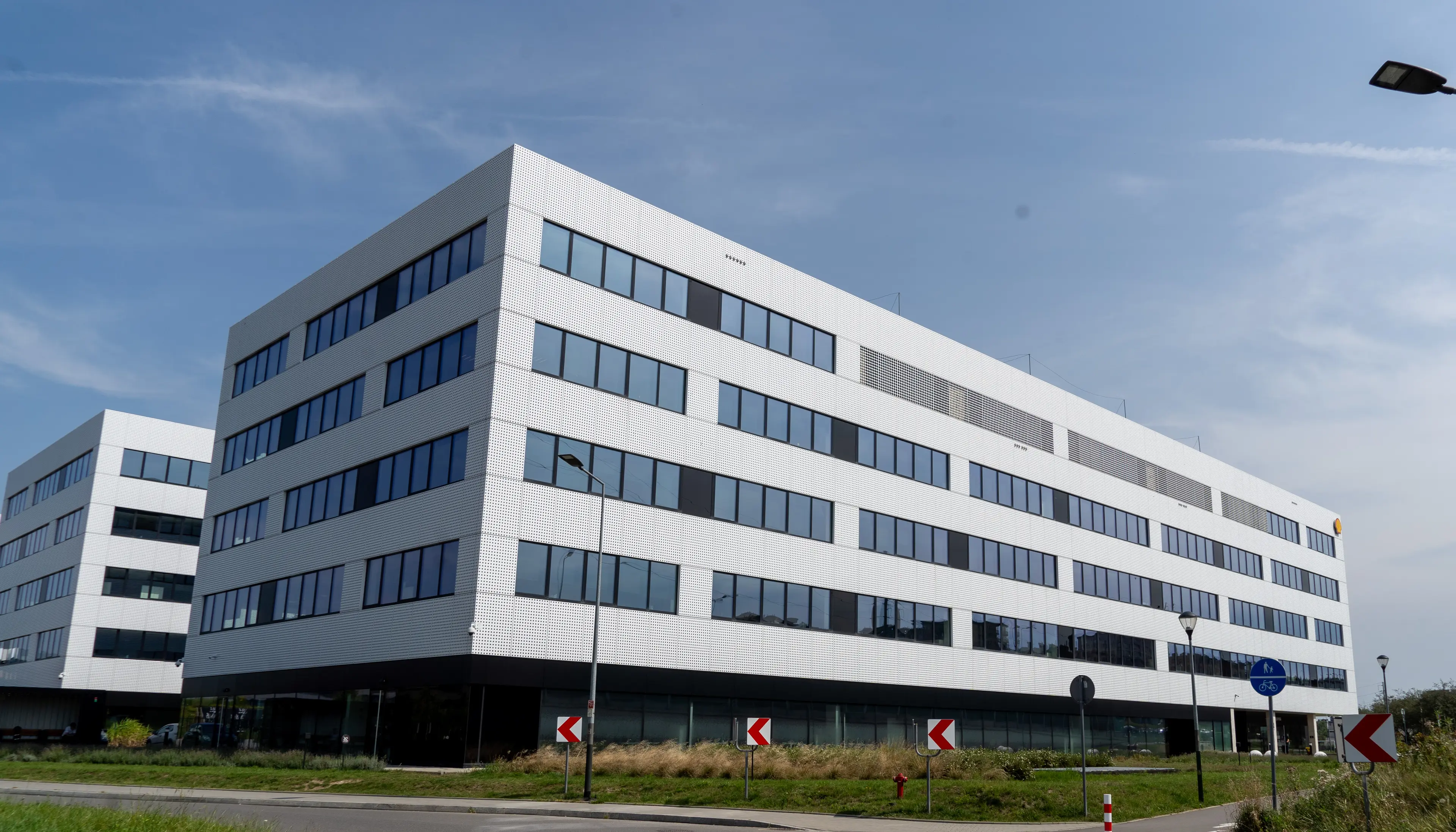 DOT Office A, Czerwone Maki 85, Krakow, Południe