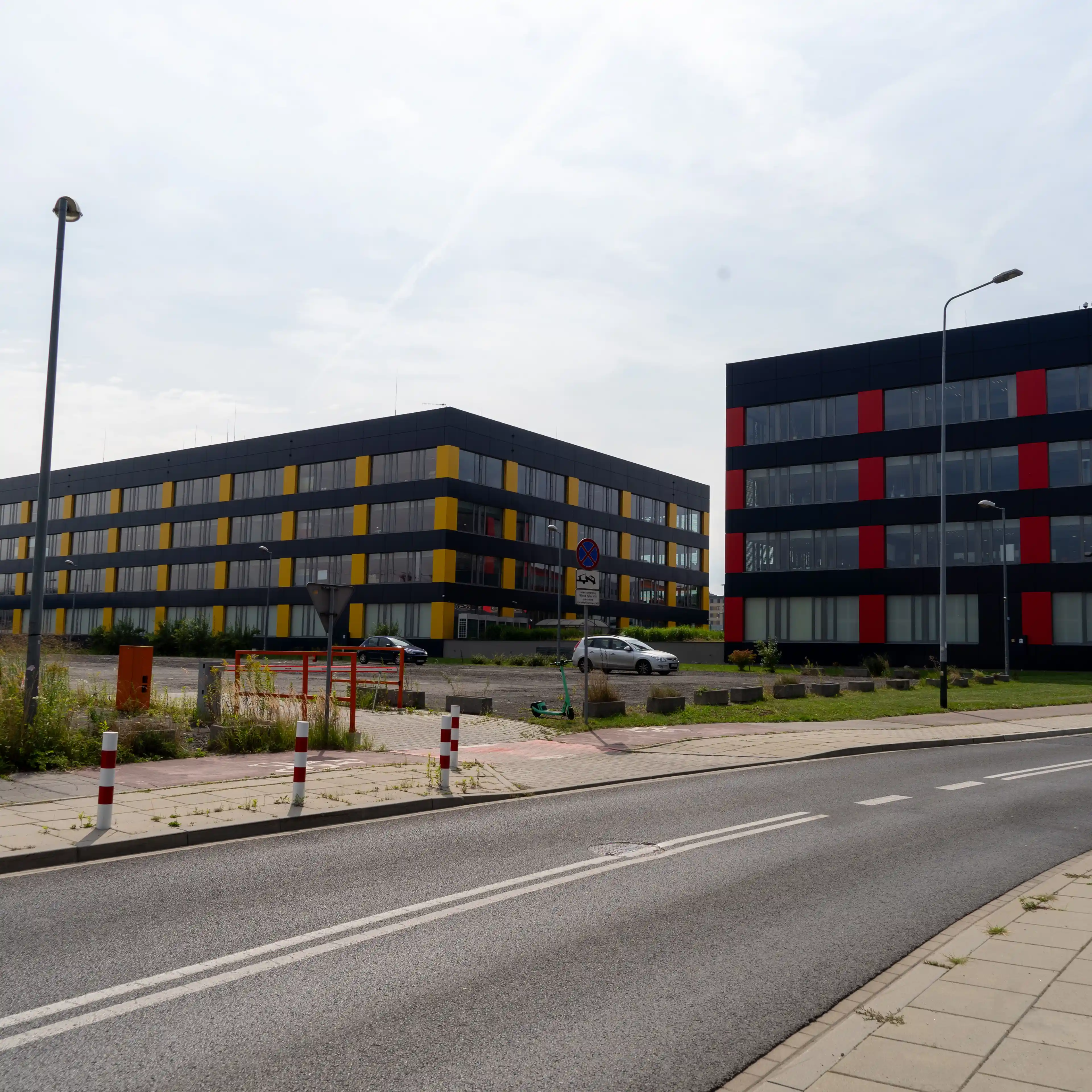 Green Office A, Czerwone Maki 80, Krakow, Południe