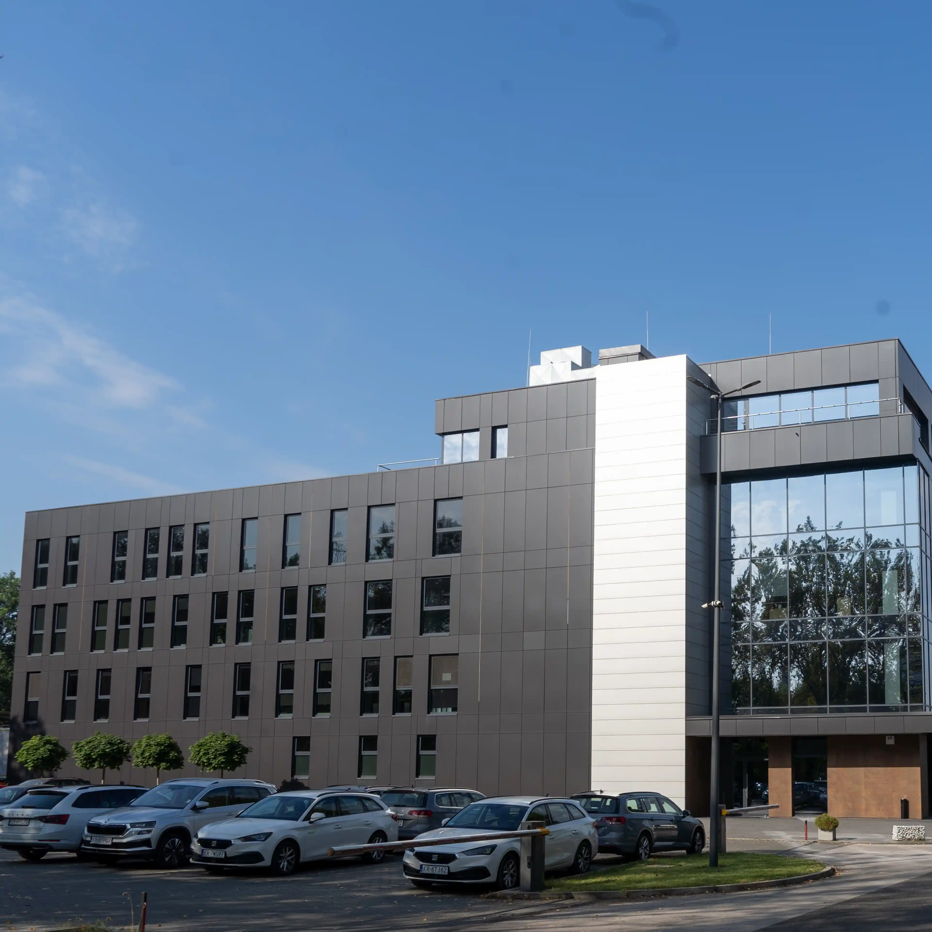 ELEKTRO OFFICE, Ciepłownicza 28, Kraków, Północny Wschód