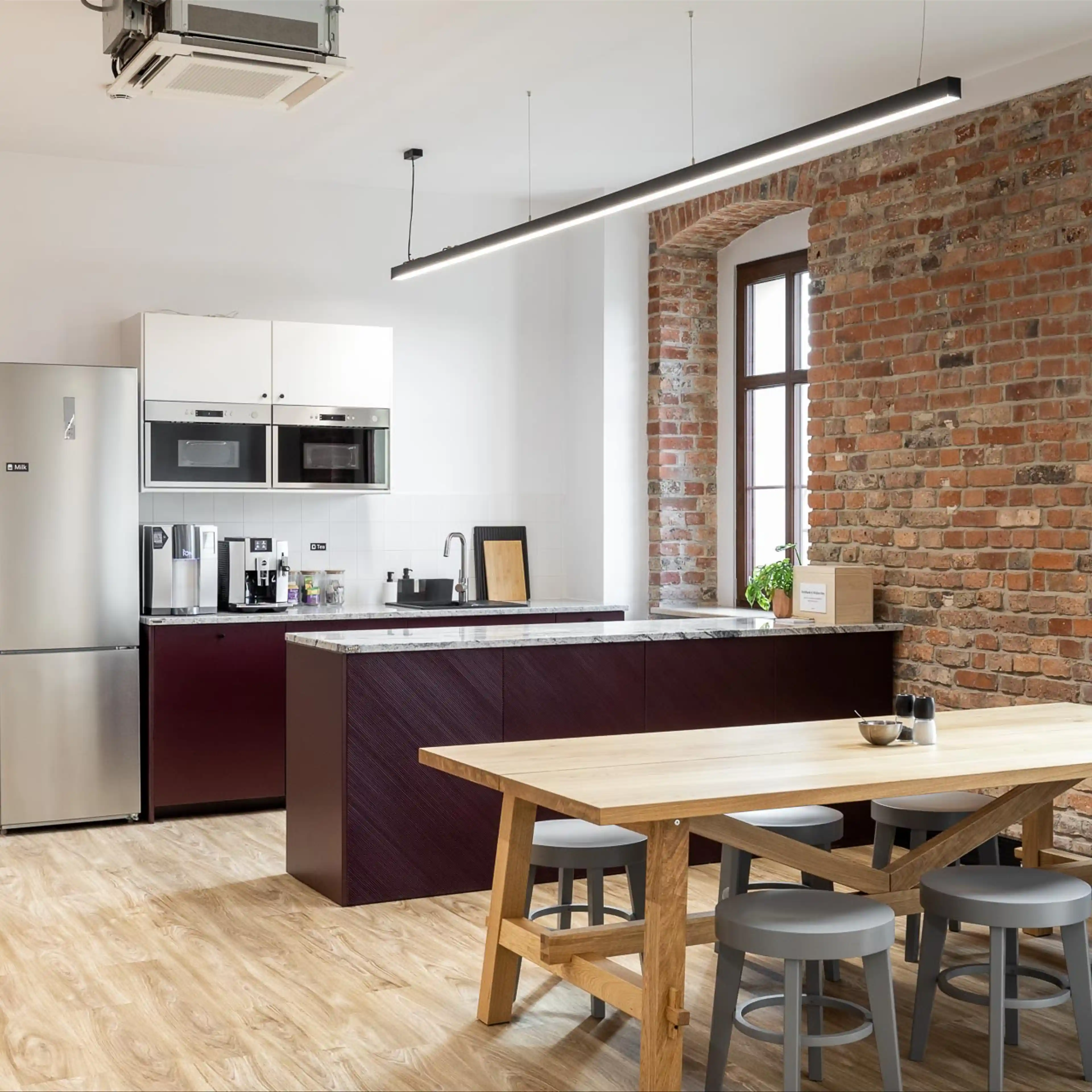 Cluster Stary Dworzec - Biura serwisowane, Dworcowa 8, Katowice, Śródmieście