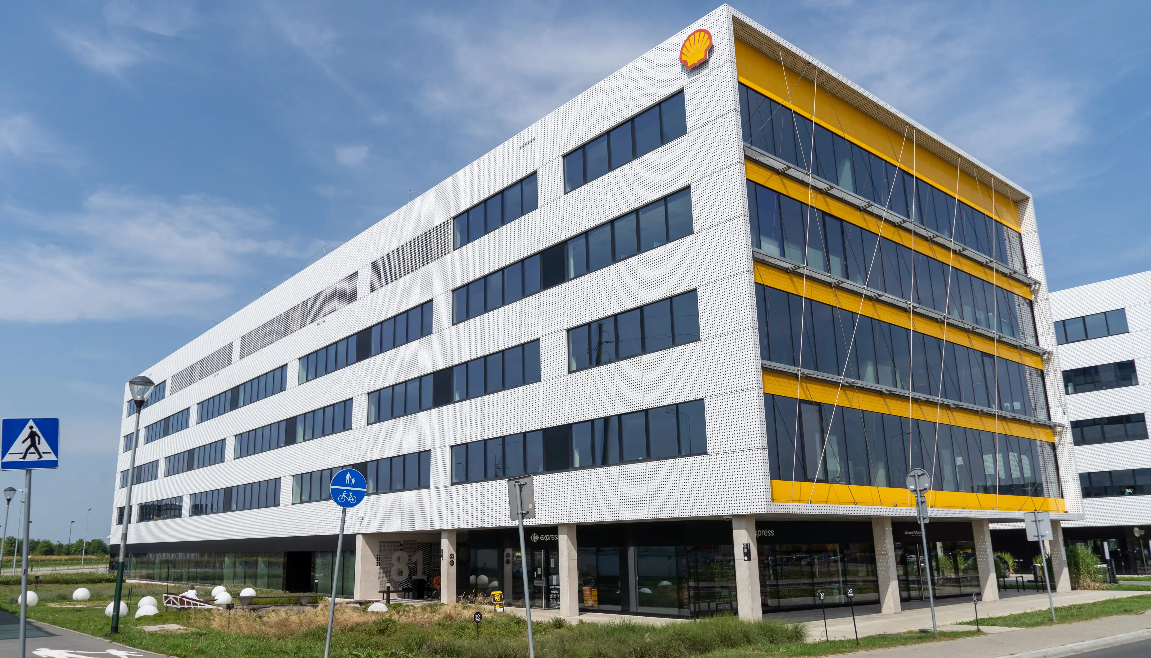 DOT Office A, Czerwone Maki 85, Krakow, Południe