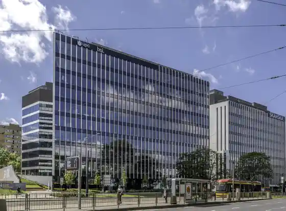 Szwedzki inwestor nowym właścicielem budynku w kompleksie Spark