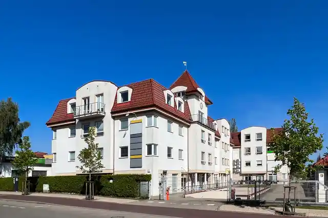 Rzemieślnicza 33, Rzemieślnicza 33, Sopot, Wyścigi