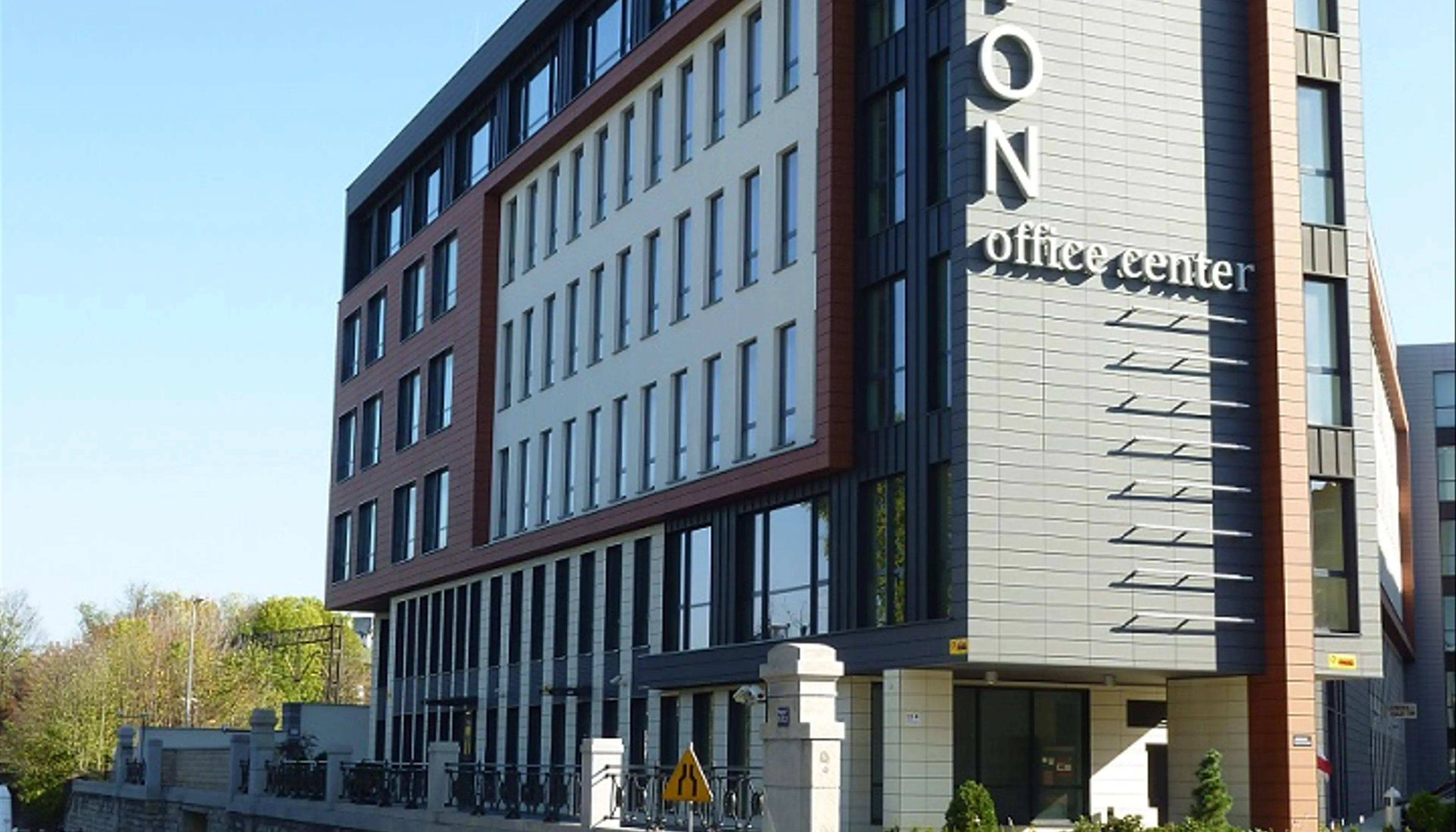 Fronton Office Center, Kamienna 21, Krakow, Śródmieście