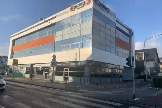 Szkocka 5, Szkocka 5, Wrocław, Fabryczna