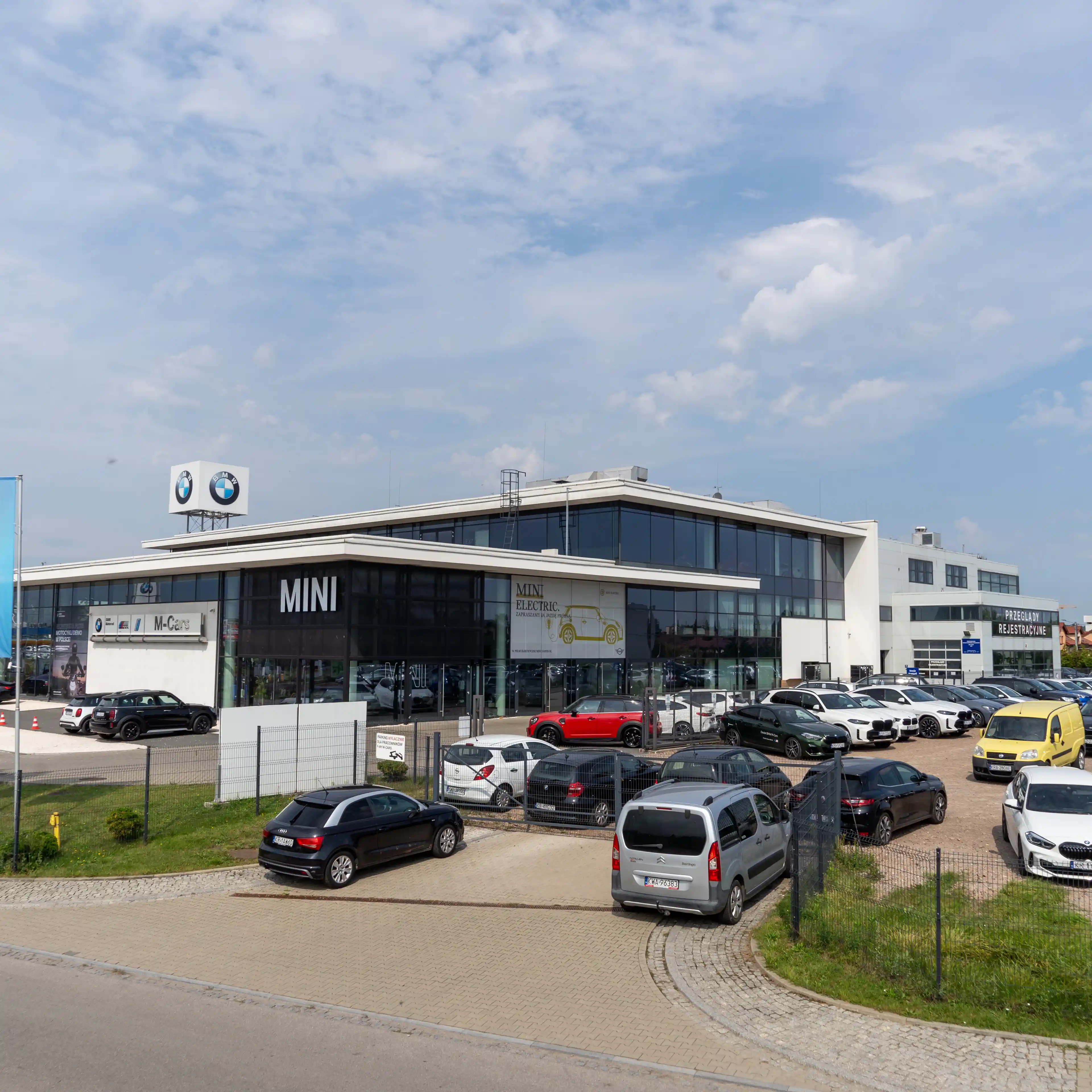 BMW OFFICE – JOSEPHA CONRADA, Josepha Conrada 20, Krakow, Północny Zachód