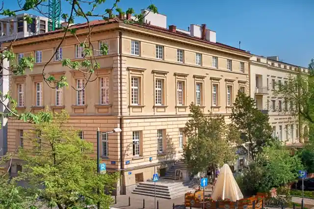 FOKSAL 10, Foksal 10, Warszawa, Centrum