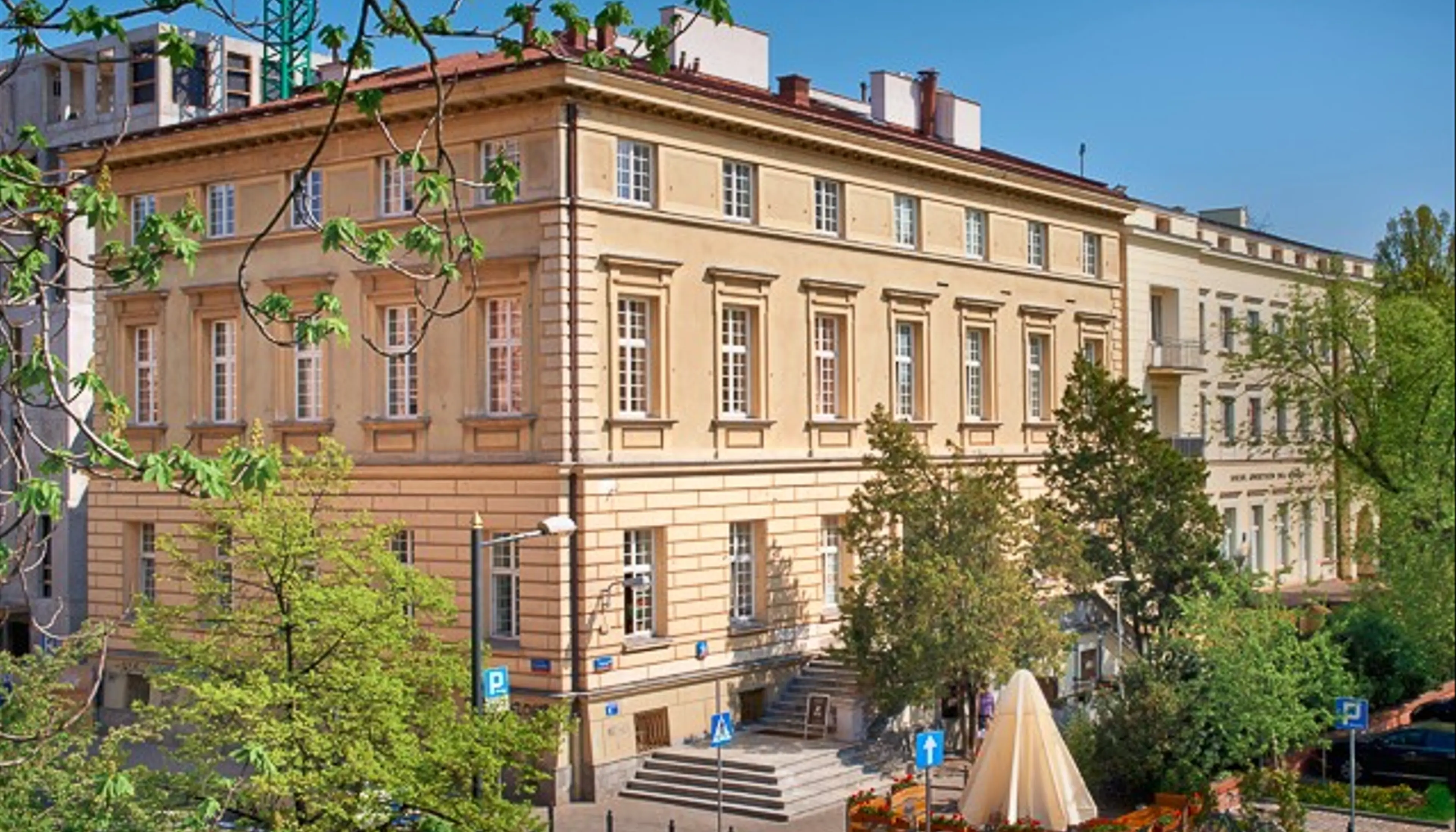 FOKSAL 10, Foksal 10, Warsaw, Centrum