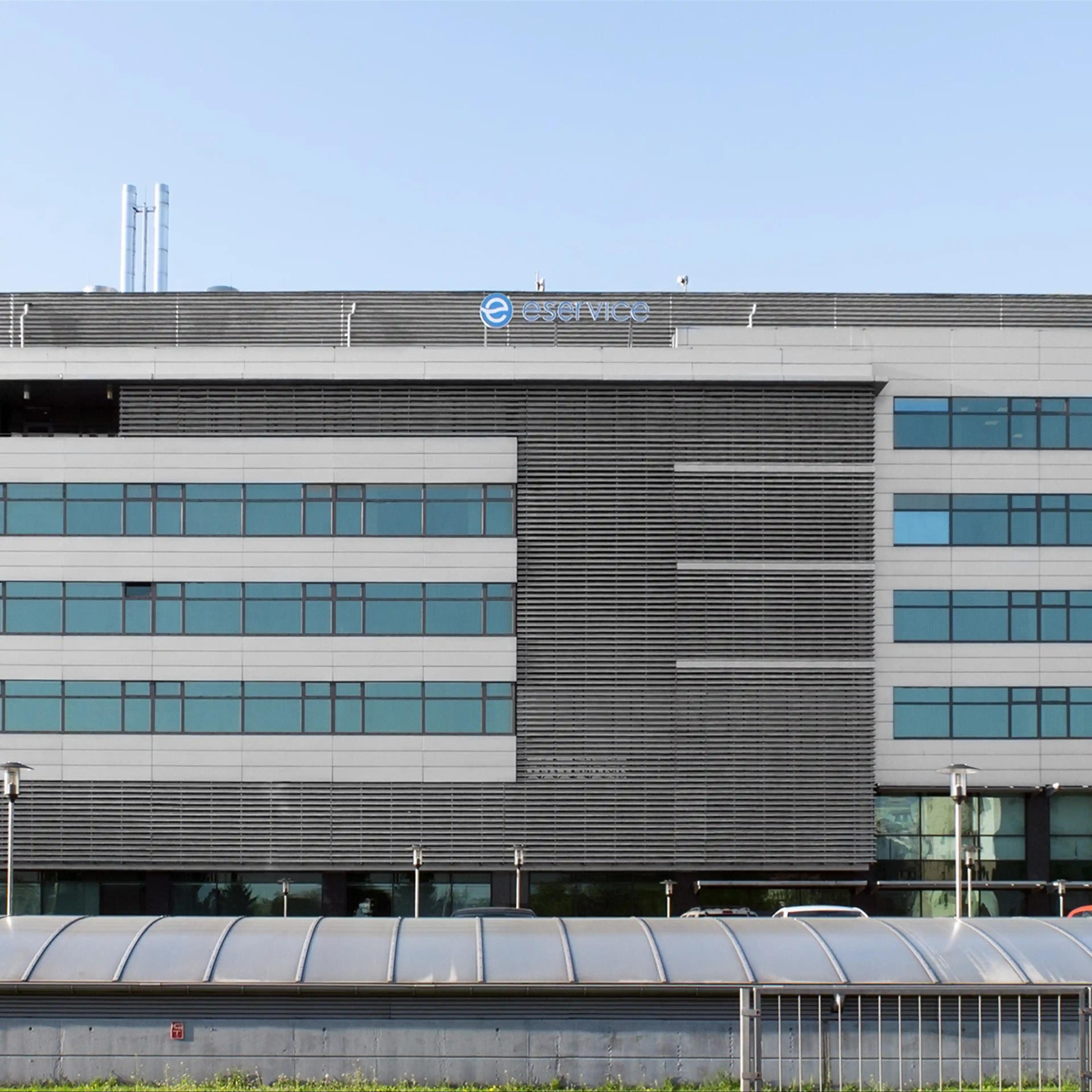 Comet / Kolmet, Jana Olbrachta 94, Warszawa, Wola