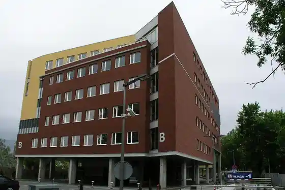 Cybernetyki 19 B, Cybernetyki 19 B, Warsaw, Mokotów