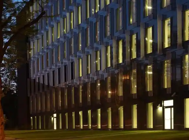 Renegocjacja umowy firmy Barry Callebaut z University Business Park II. Spółka powiększyła swoje biuro