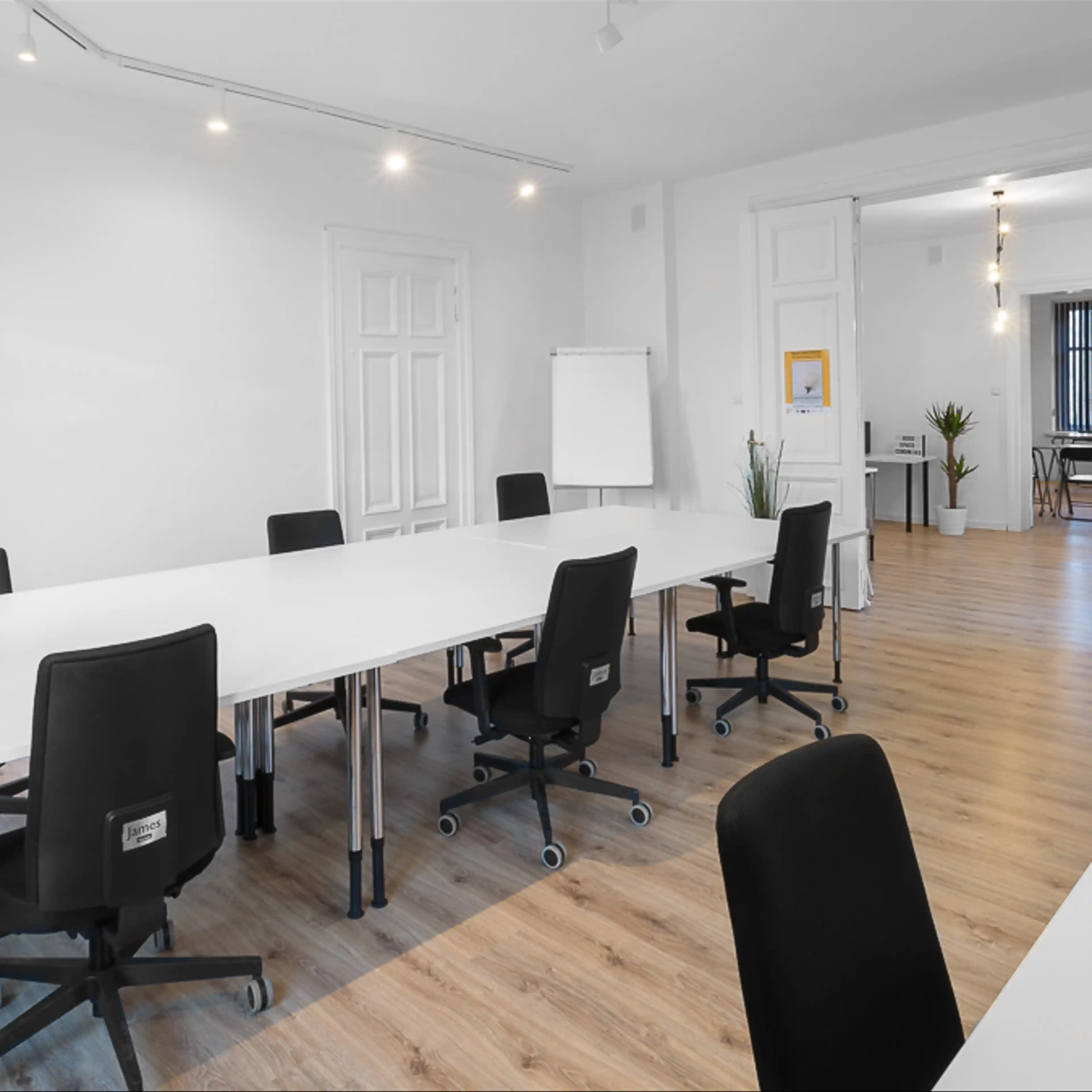 Jaśkowa Dolina 11A/1A - Biura serwisowane, Jaśkowa Dolina 11A, Gdańsk, Wrzeszcz