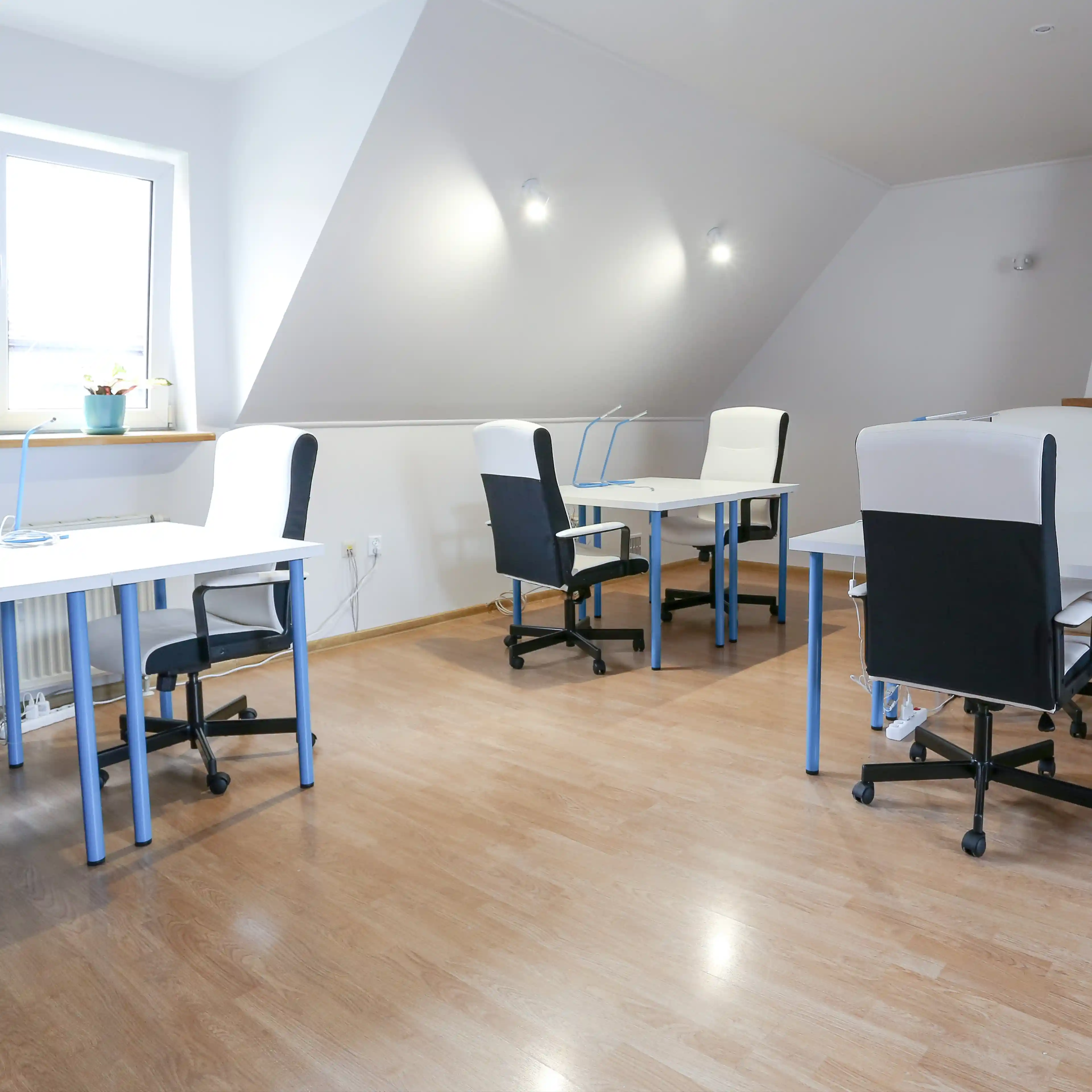 Kamieniarska 31/4 - Biura serwisowane, Kamieniarska 31/4, Kraków, Południe