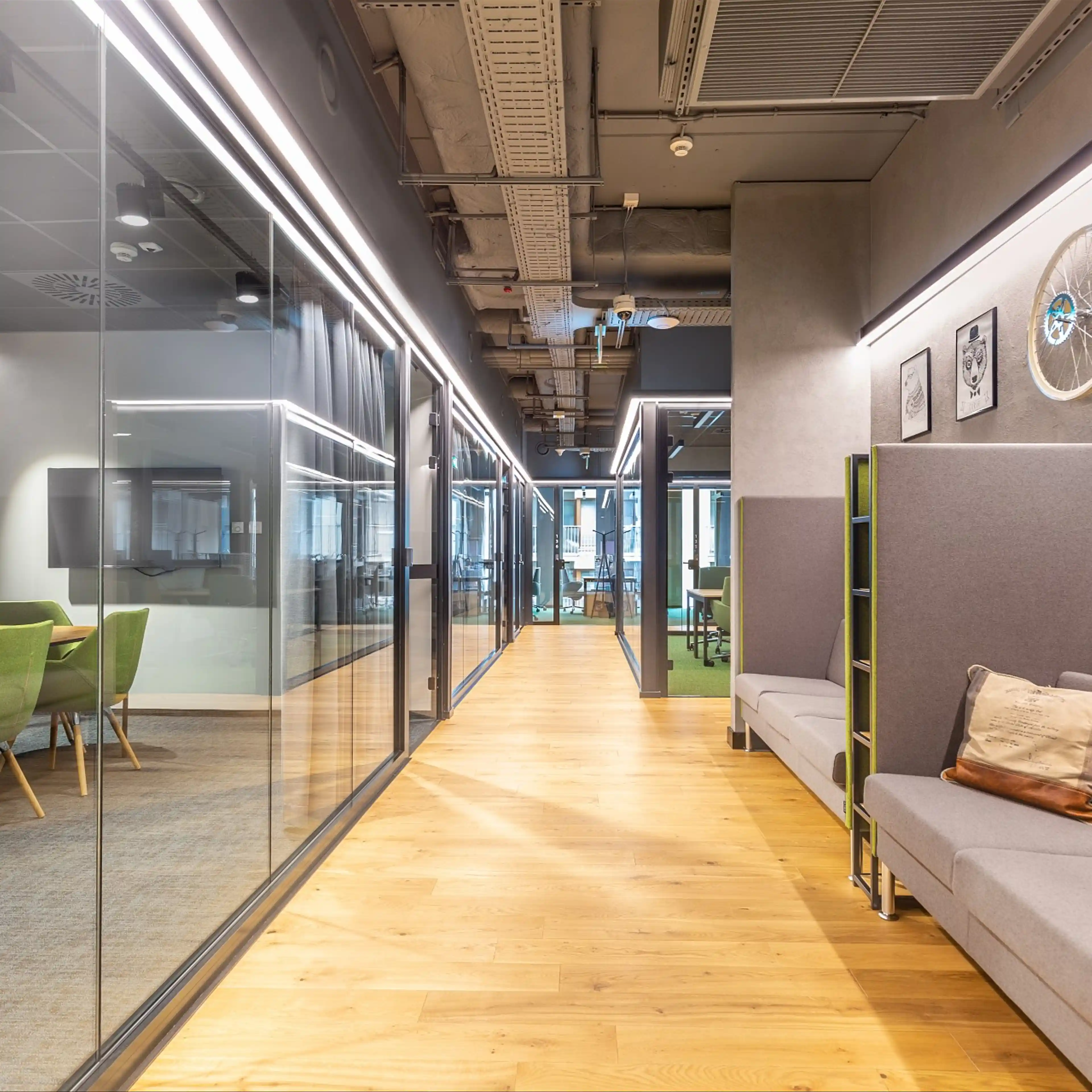 Maraton - Biura serwisowane, Królowej Jadwigi 43, Poznań, Wilda