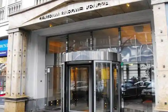 Centrum Biurowe Krucza, Krucza 16/22, Warsaw, Centrum
