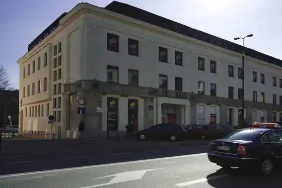 Nowy Świat 68, Nowy Świat 68, Warszawa, Centrum