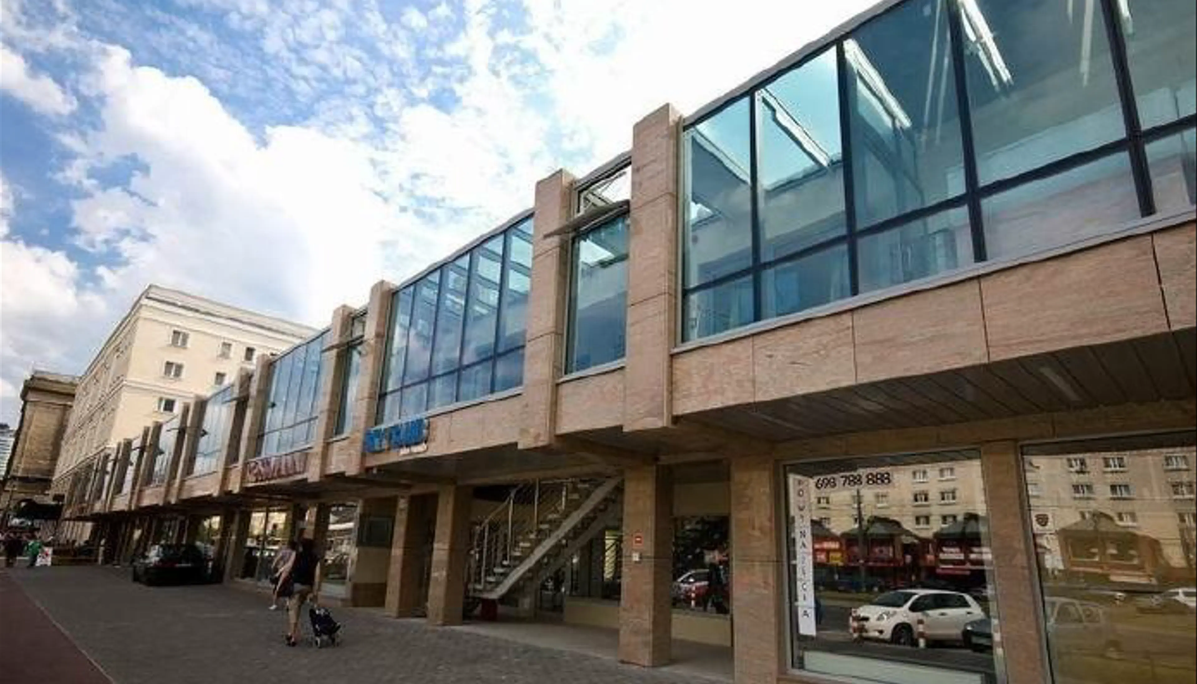 Lokale Handlowe Biura Pasaż Muranów, Al. Jana Pawła II 41 A, Warszawa, Wola