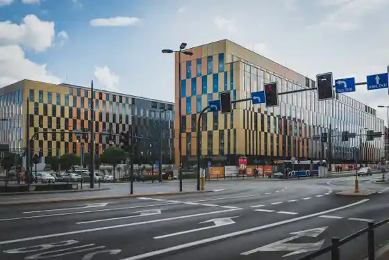 High5ive budynek 2 - Biura serwisowane, Pawia 9, Krakow, Śródmieście