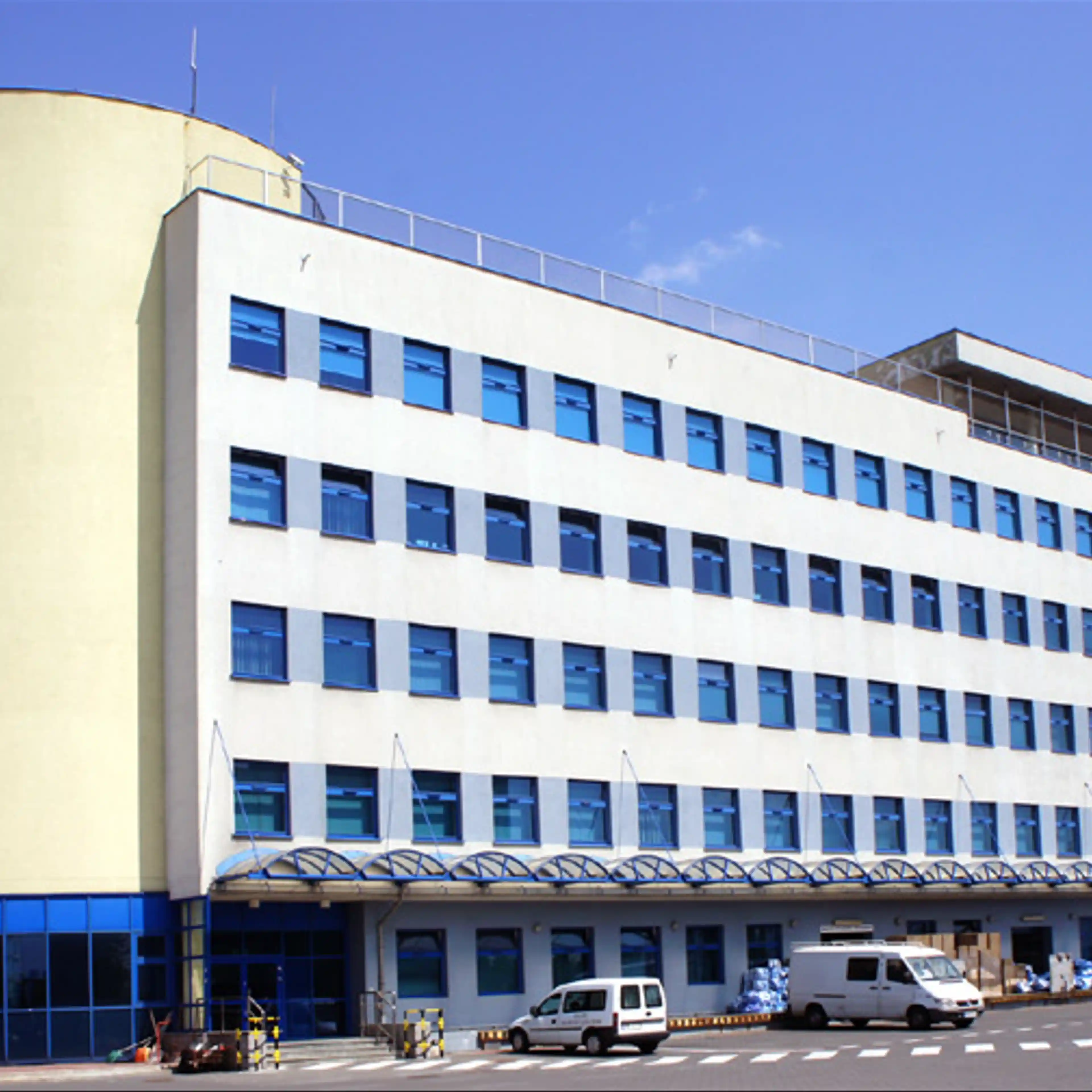 Gordona Bennetta, Jamesa Gordona Bennetta 2-2b, Warsaw, Ochota i Włochy